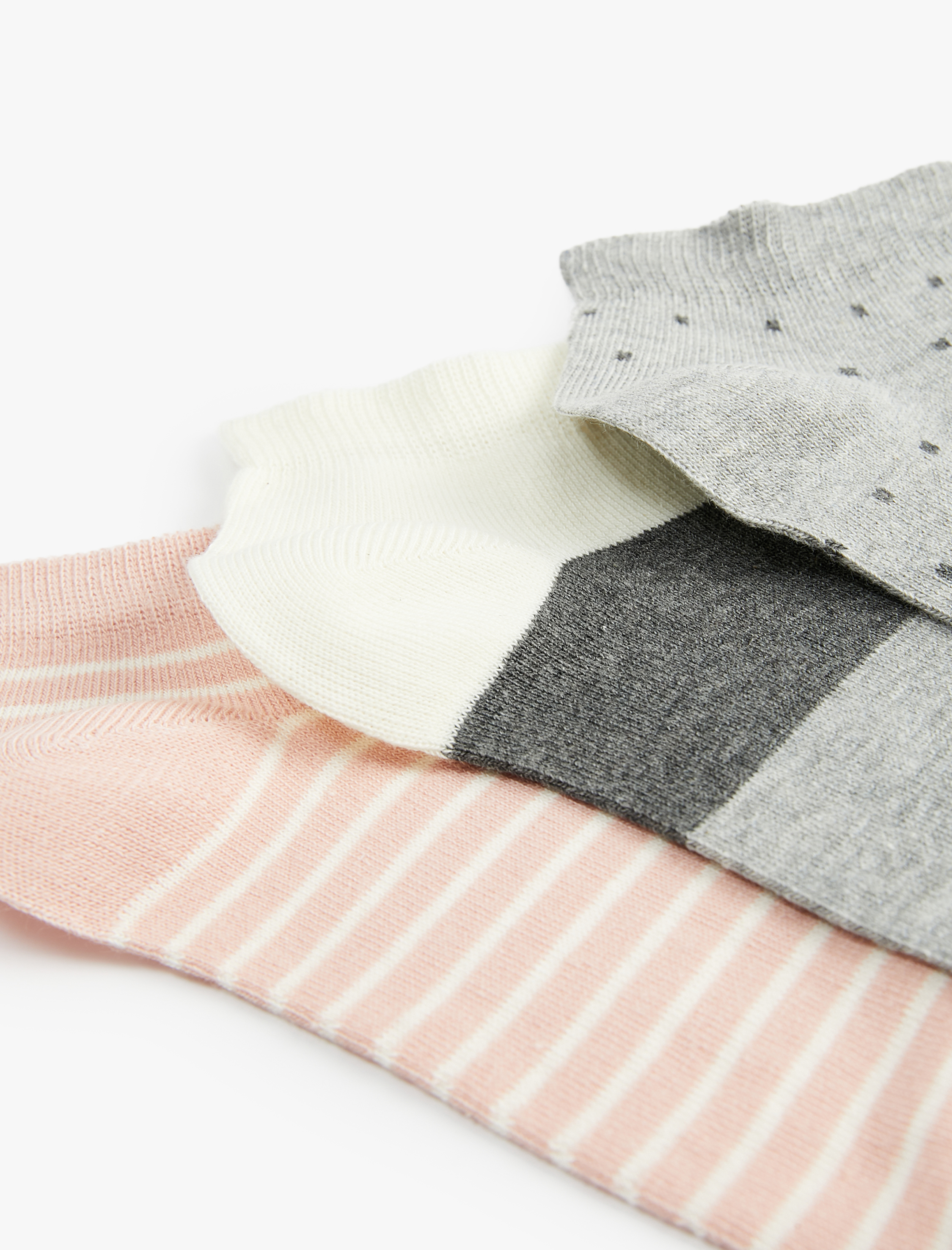  Kadın Desenli Çok Renkli 3'lü Patik Çorap Seti