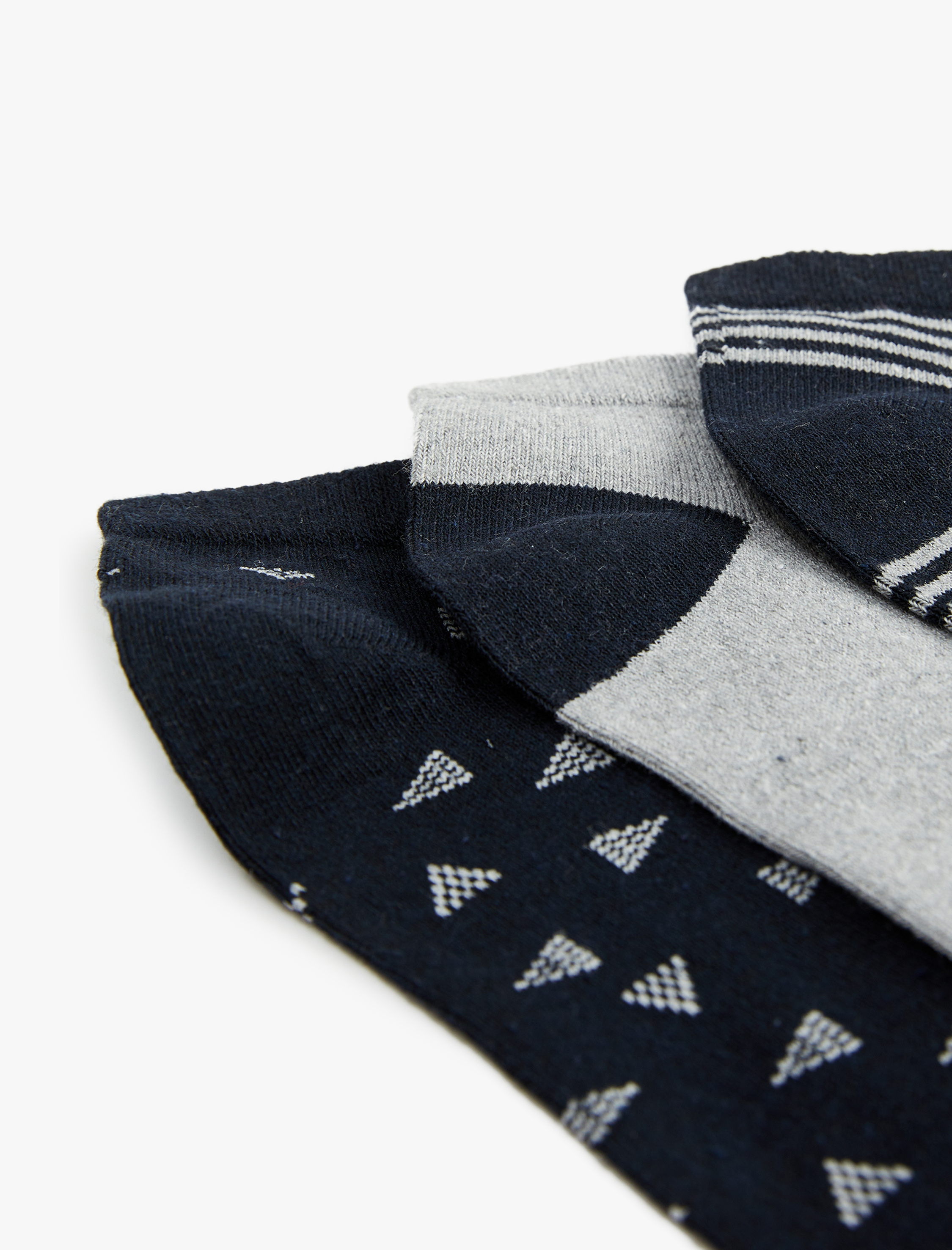  Erkek Geometrik Desenli 3'lü Patik Çorap Seti