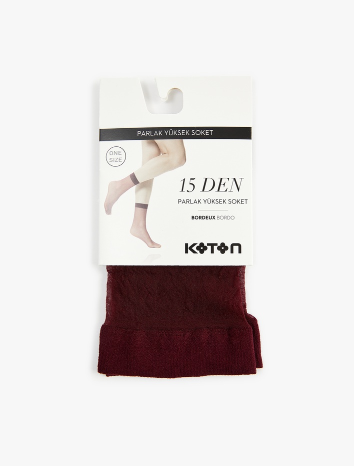 Kadın 15 Den Parlak Yüksek Soket Çorap