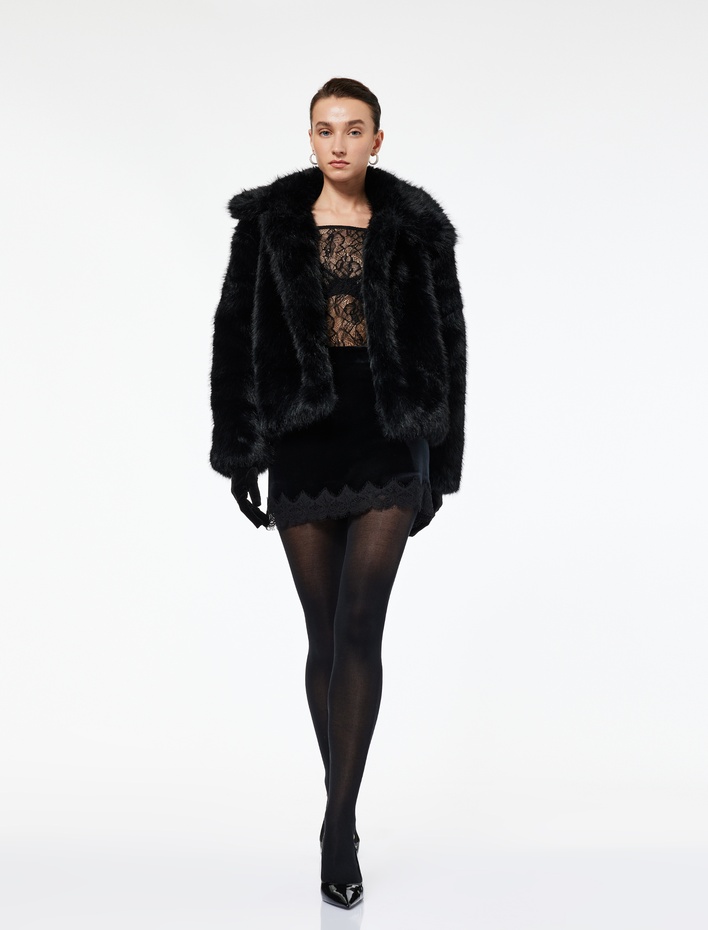  Dantel Detaylı Kadife Mini Etek