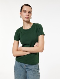 Pamuklu Kısa Kollu Bisiklet Yaka Basic Tişört