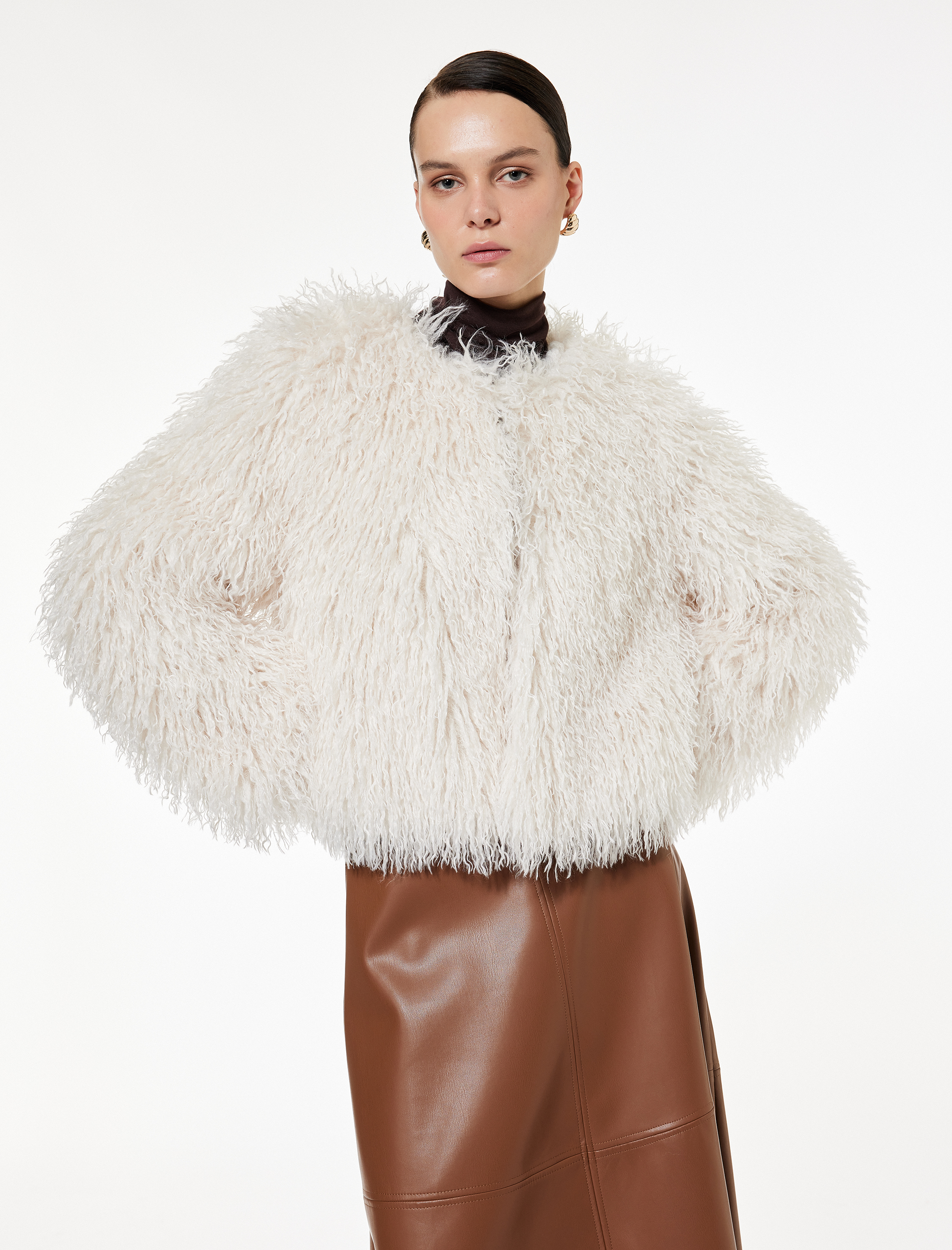 Koton X Sibil Çetinkaya - Uzun Kollu Gizli Cep Detaylı Bisiklet Yaka Suni Kürk Crop Ceket