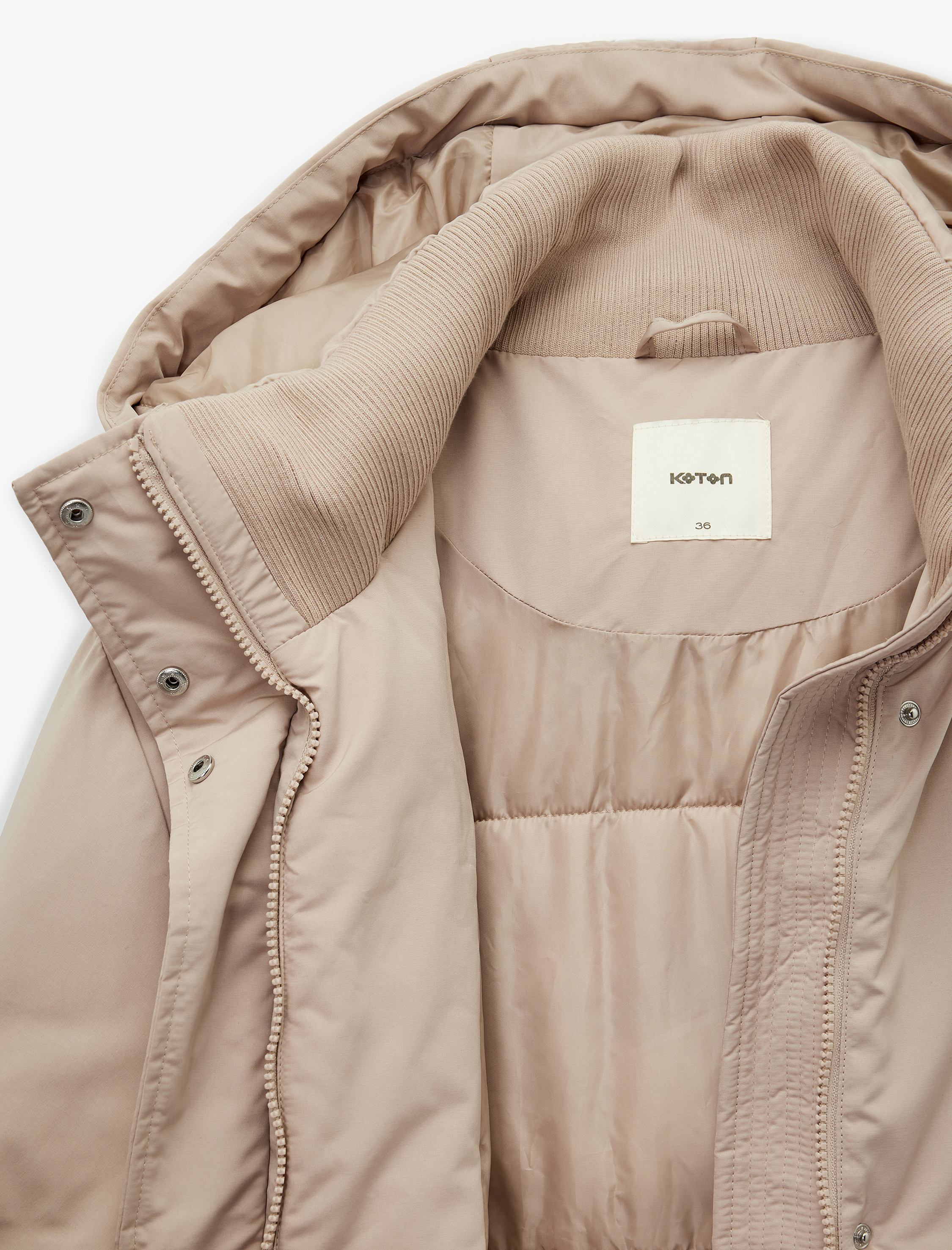   Uzun Kollu Cepli Kemerli Su İtici Kapüşonlu Uzun Anorak Mont