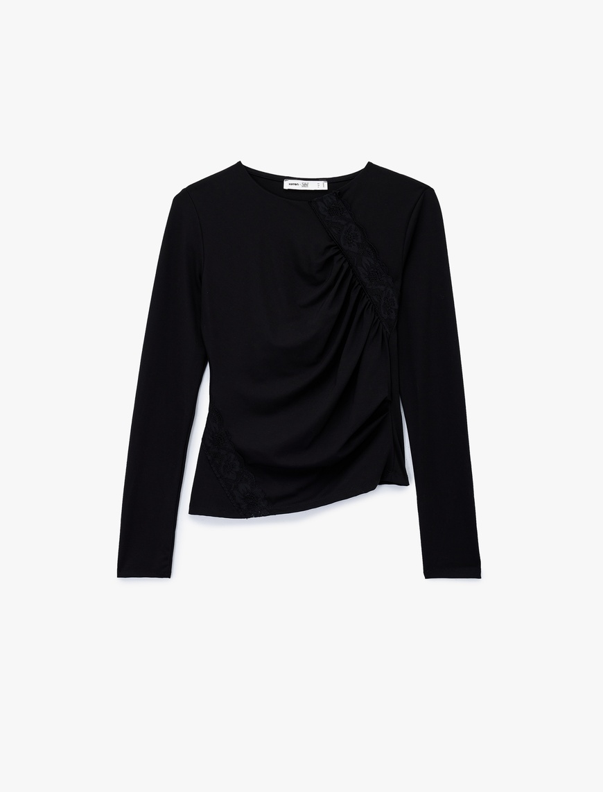   Koton X Sibil Çetinkaya - Slim Fit Dantel Detaylı Drapeli Uzun Kollu Bluz