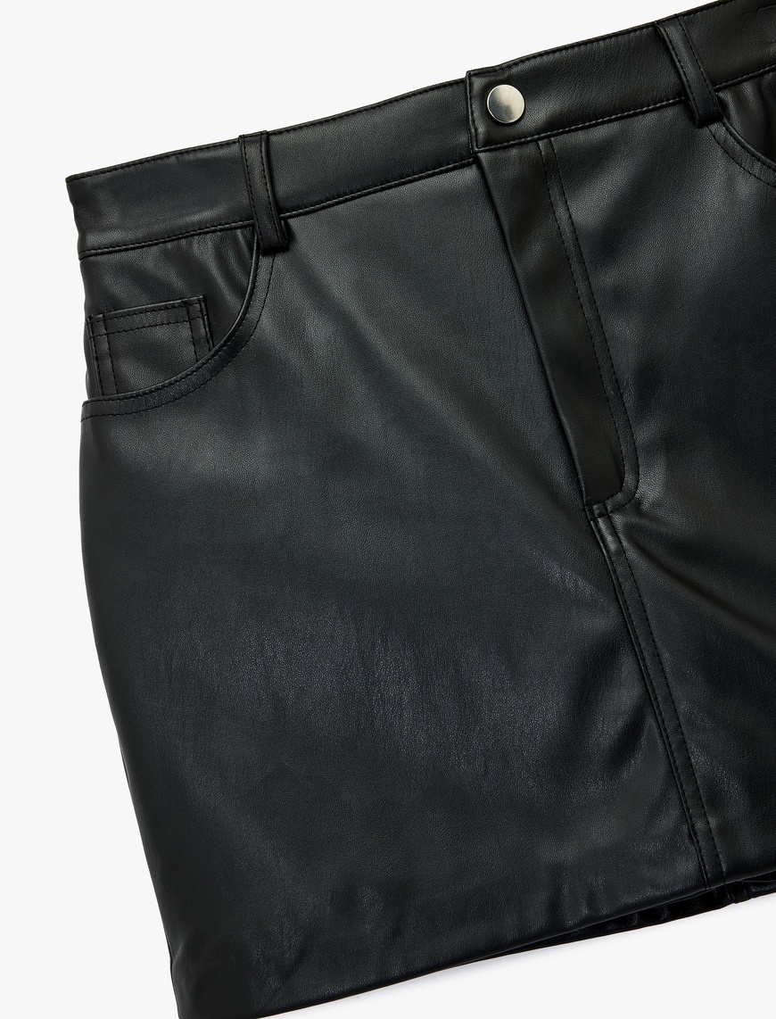   Suni Deri Slim Fit Cep Detaylı Mini Şort Etek