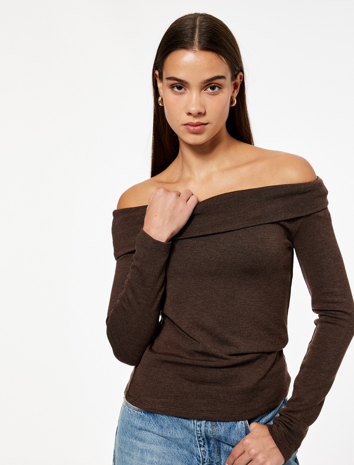  Slim Fit Uzun Kollu Omzu Açık Tişört