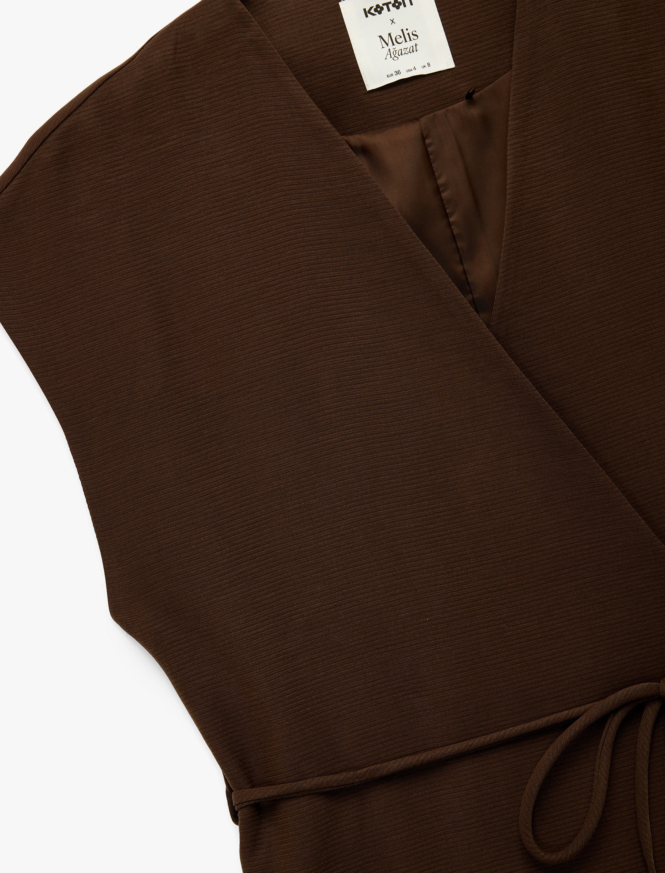   Koton X Melis Ağazat - Rahat Kalıp Kruvaze Bağlama Detaylı Yelek