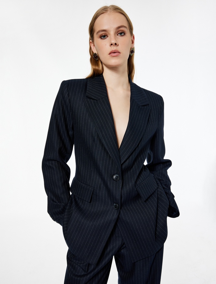  Koton X Melis Ağazat - Uzun Kollu Cepli Çizgili Oversize Blazer Ceket