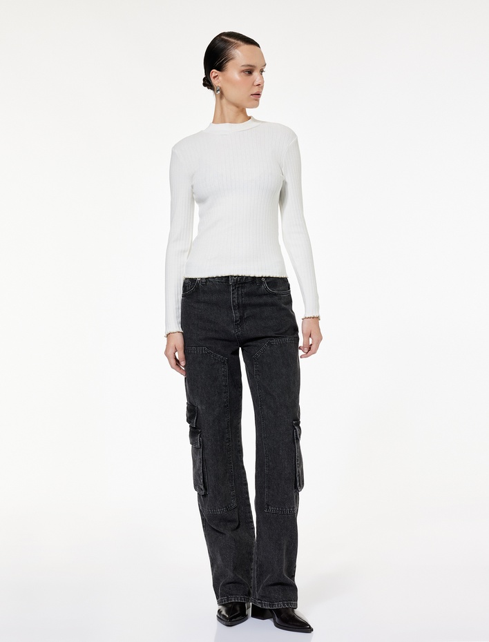  Pamuklu Uzun Kollu Hafif Dik Yaka Slim Fit Tişört