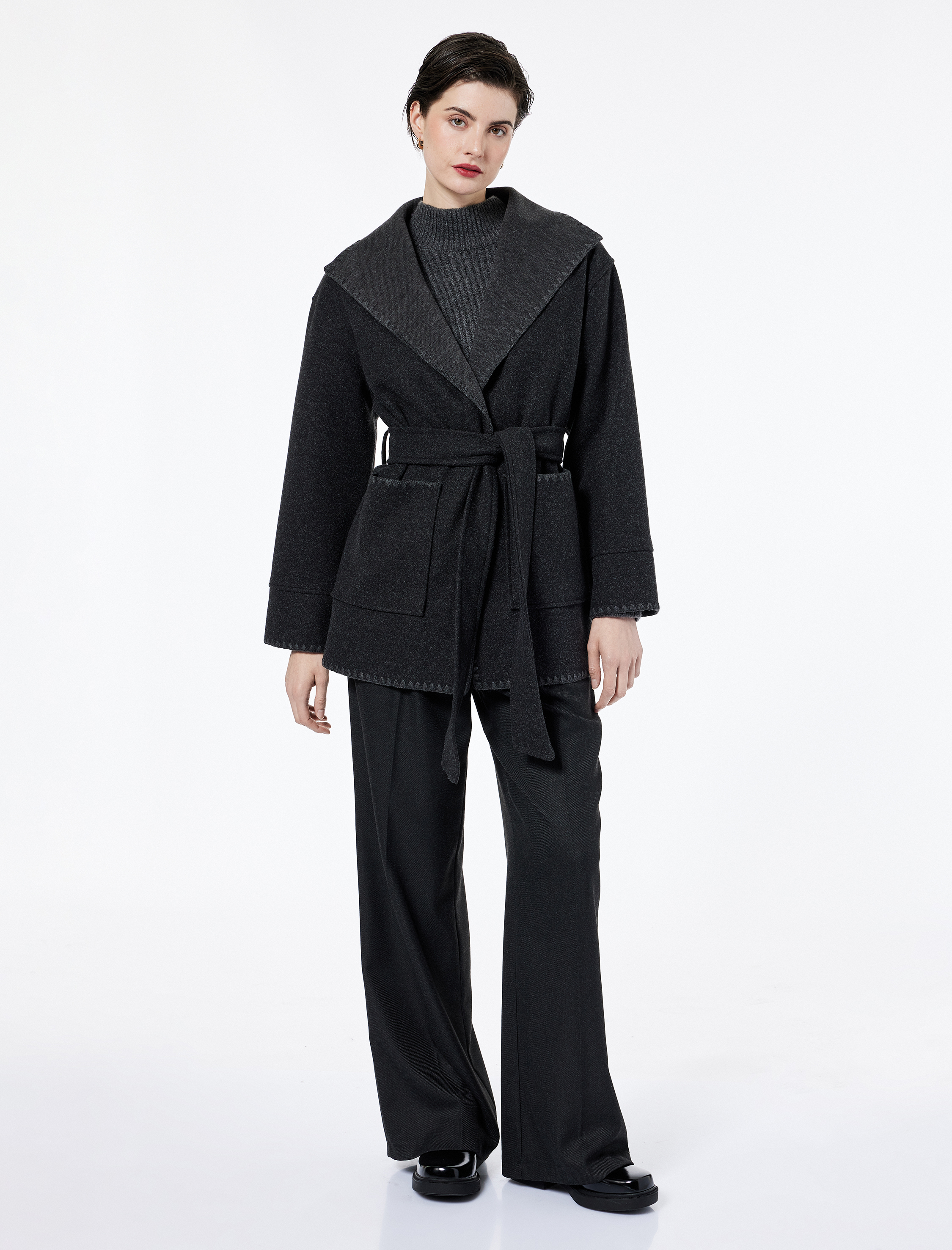   Çoban Dikiş Detaylı Kemerli Cepli Uzun Kollu Kaşe Mont