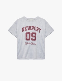 Kısa Kollu Kolej Baskılı Bisiklet Yaka Oversize Tişört