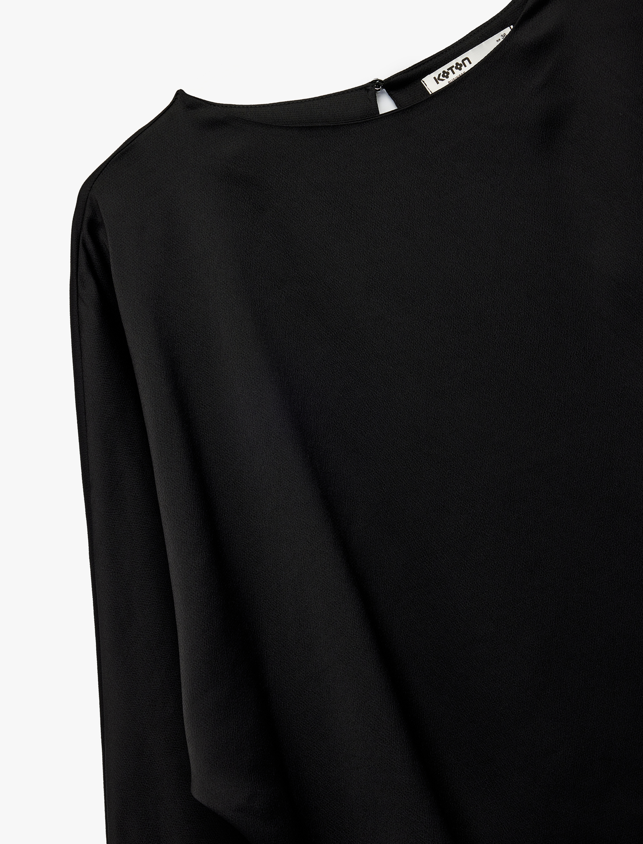 Uzun Kollu Bisiklet Yaka Volanlı Bluz