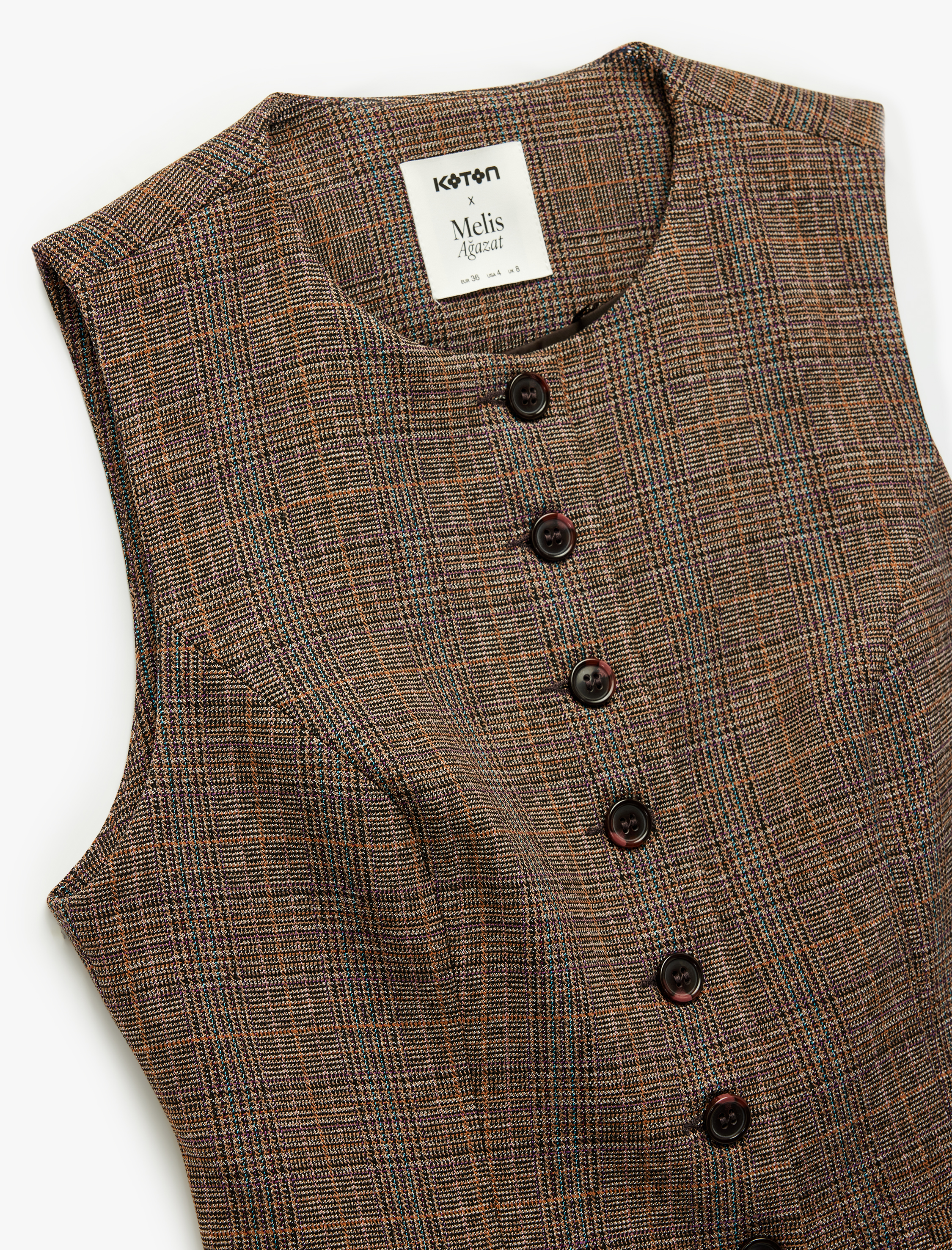   Koton X Melis Ağazat - Slim Fit Bisiklet Yaka Düğmeli Ekose Yelek
