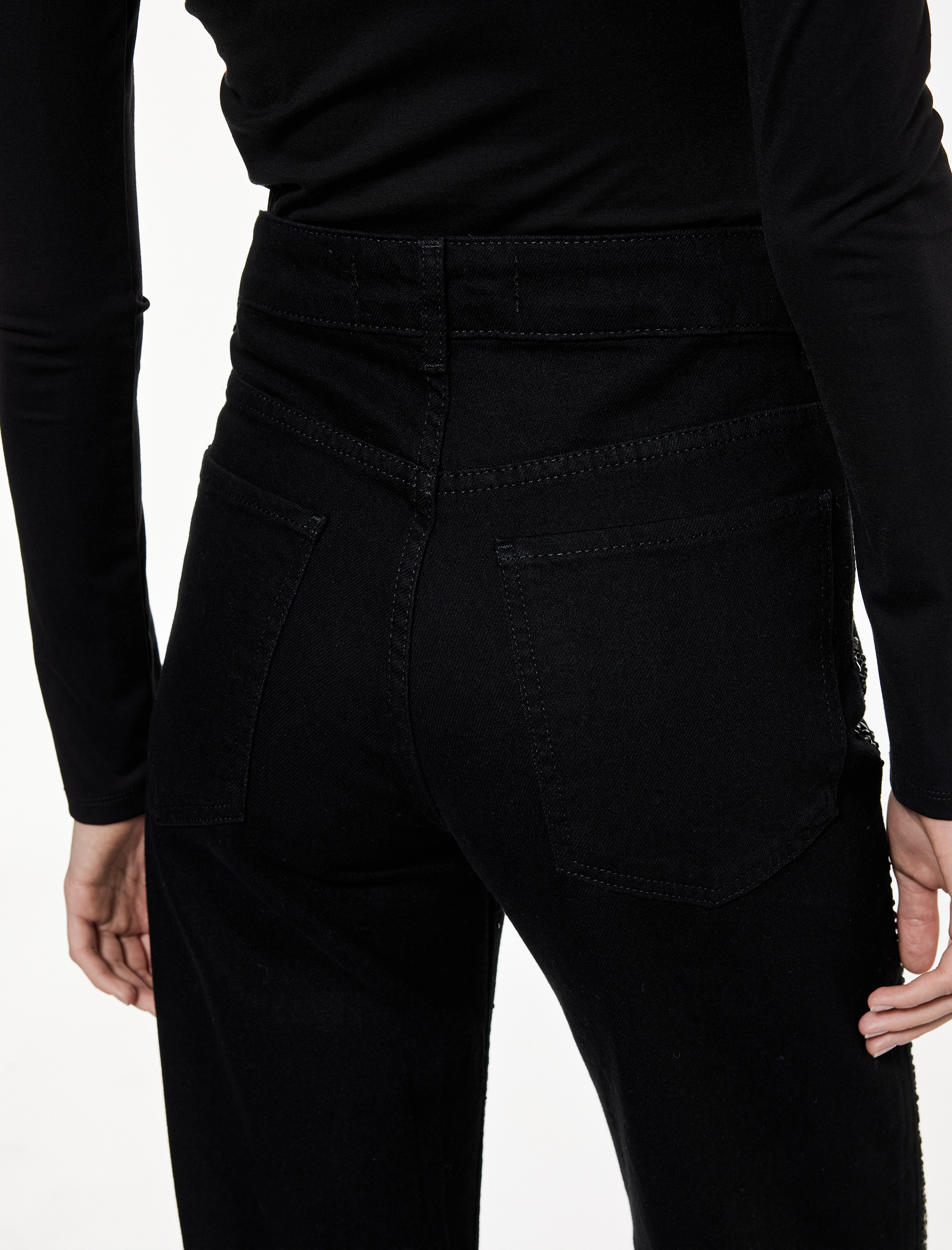 Koton X Sibil Çetinkaya - Taş Detaylı Çıtçıt Düğmeli Cepli Geniş İspanyol Paça Jean Pantolon - Flare Jean
