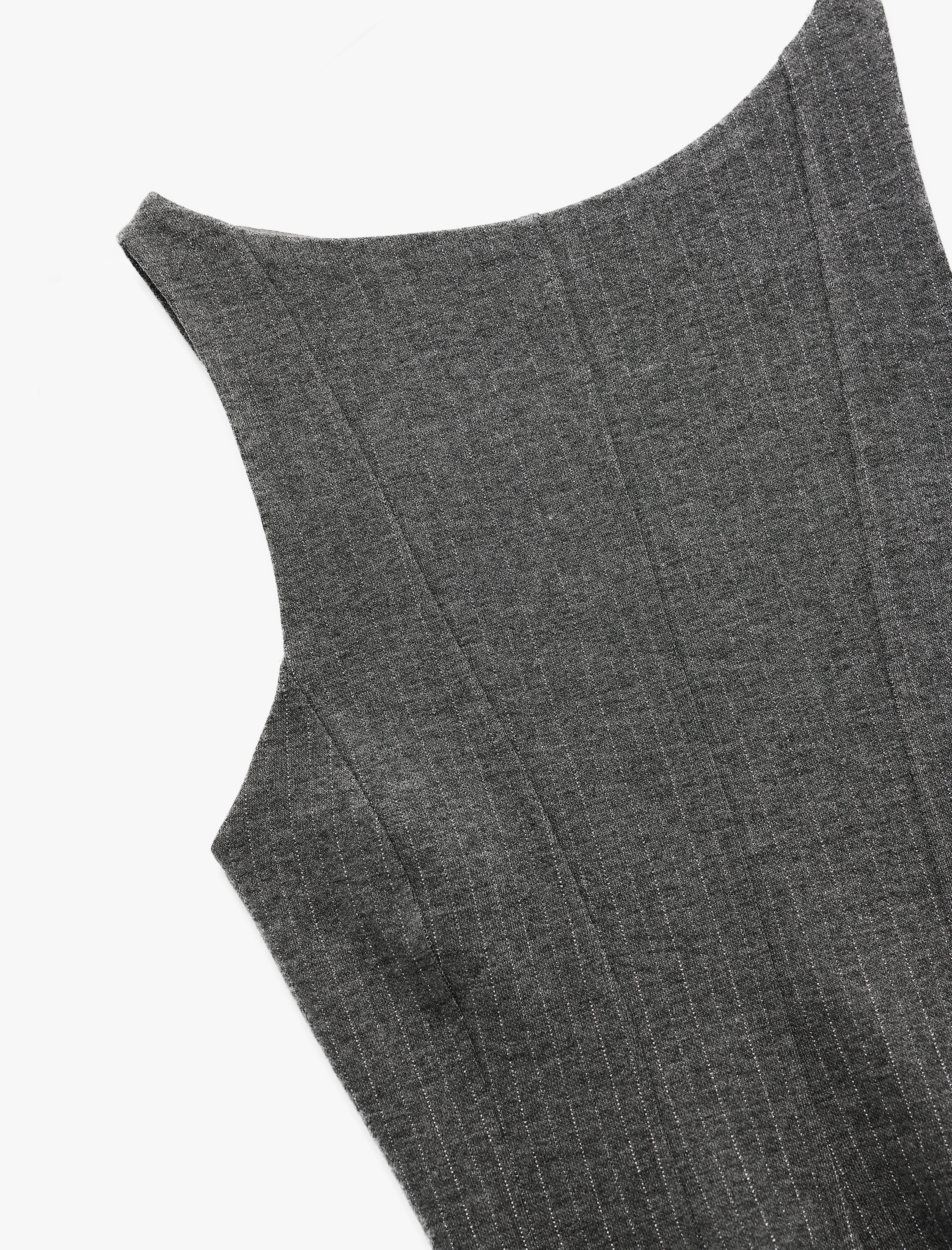   Slim Fit Kayık Yuvarlak Yaka Parıltılı Çizgili Kolsuz Peplum Bluz