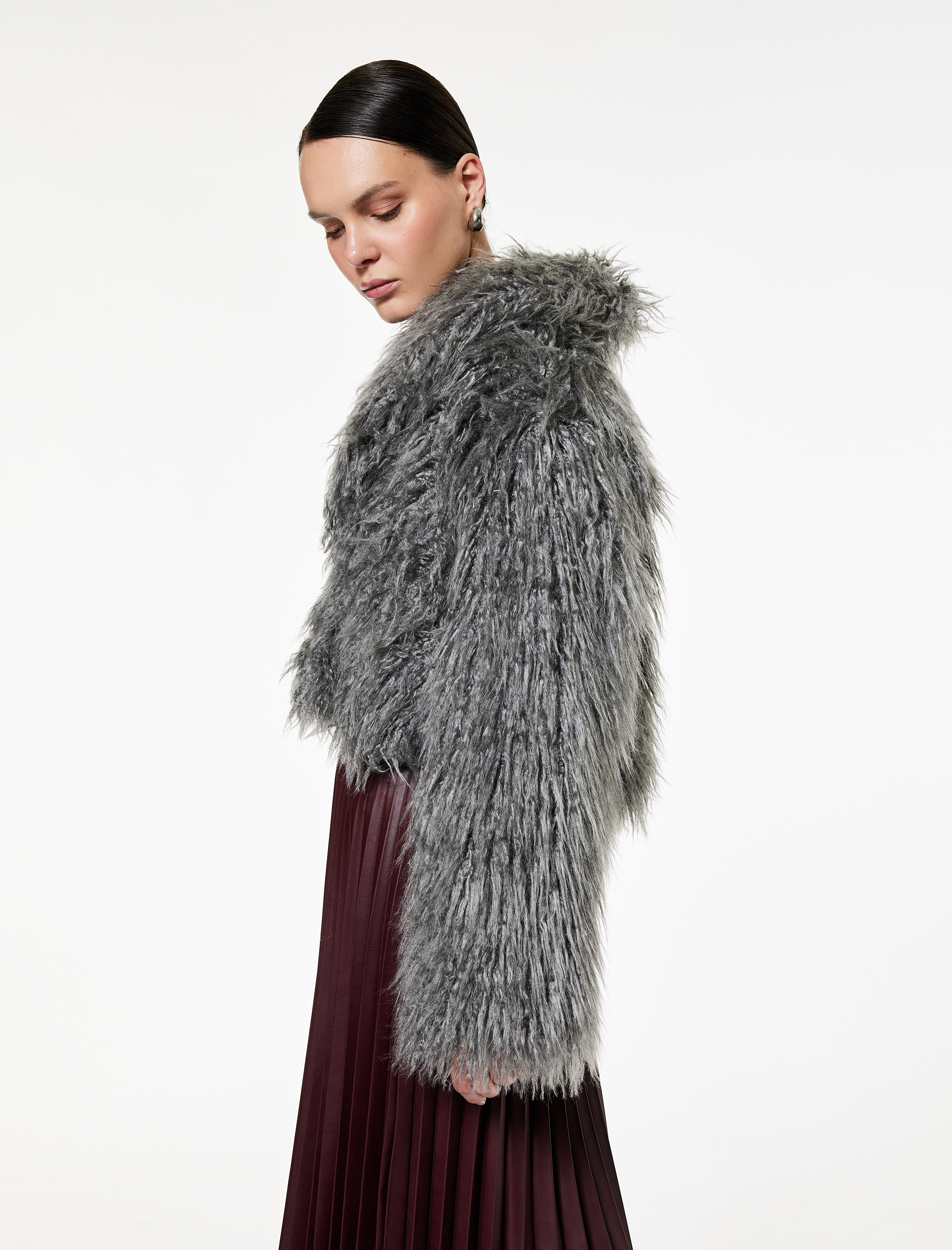 Uzun Kollu Şal Yaka Kısa Suni Kürk Mont