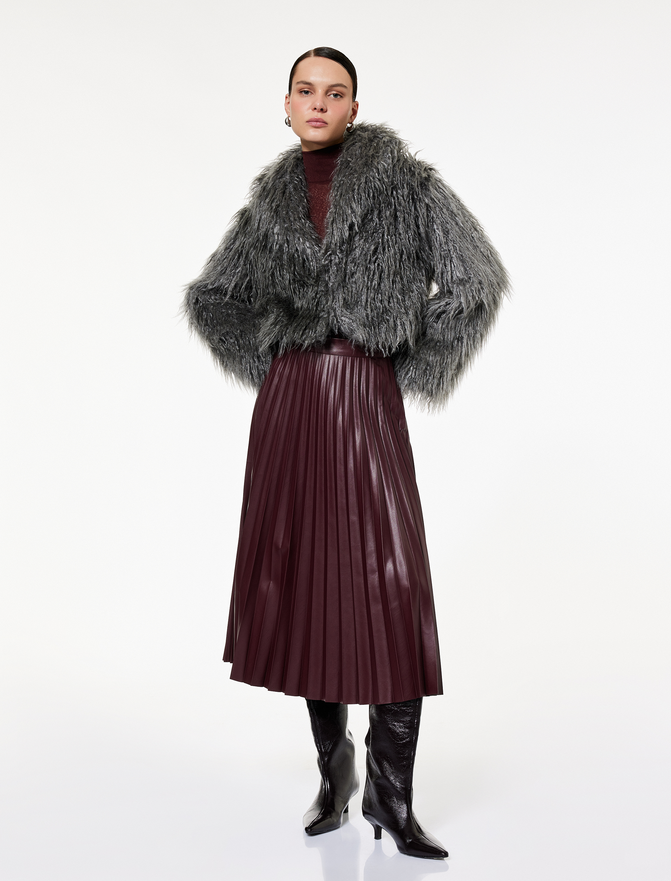 Uzun Kollu Şal Yaka Kısa Suni Kürk Mont