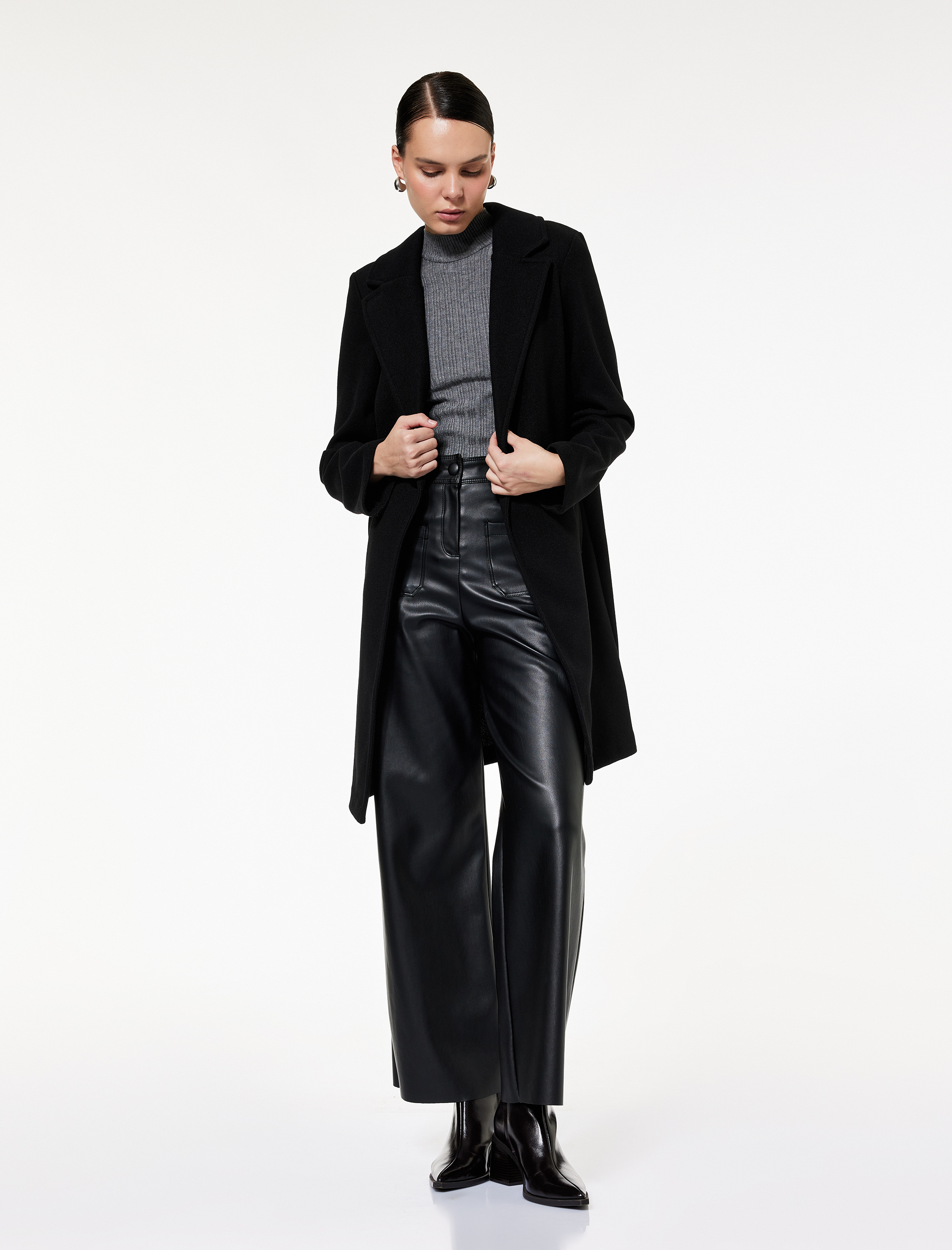   Uzun Kollu Düğmeli Cepli Kruvaze Uzun Kaşe Kaban