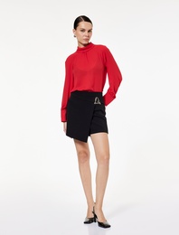 Regular Fit Uzun Kollu Dik Yaka Drapeli Bluz