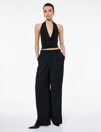 Slim Fit Sırt Dekolteli Taşlı Derin Degaje Yaka Bluz