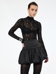 Transparan Slim Fit Dik Yaka Uzun Kollu Dantel Bluz