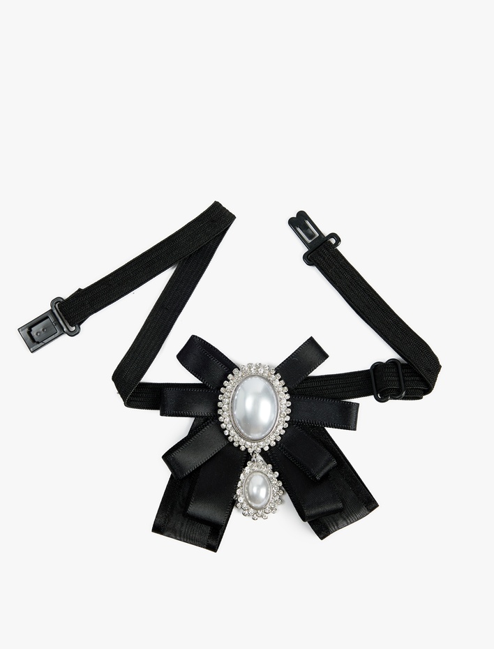 Kadın Kurdeleli Taşlı Choker Kolye