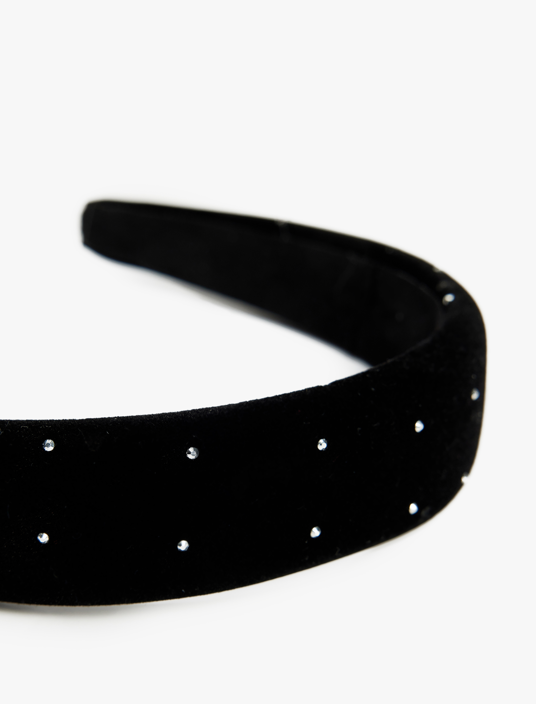  Kadın Boncuk Detaylı Taç