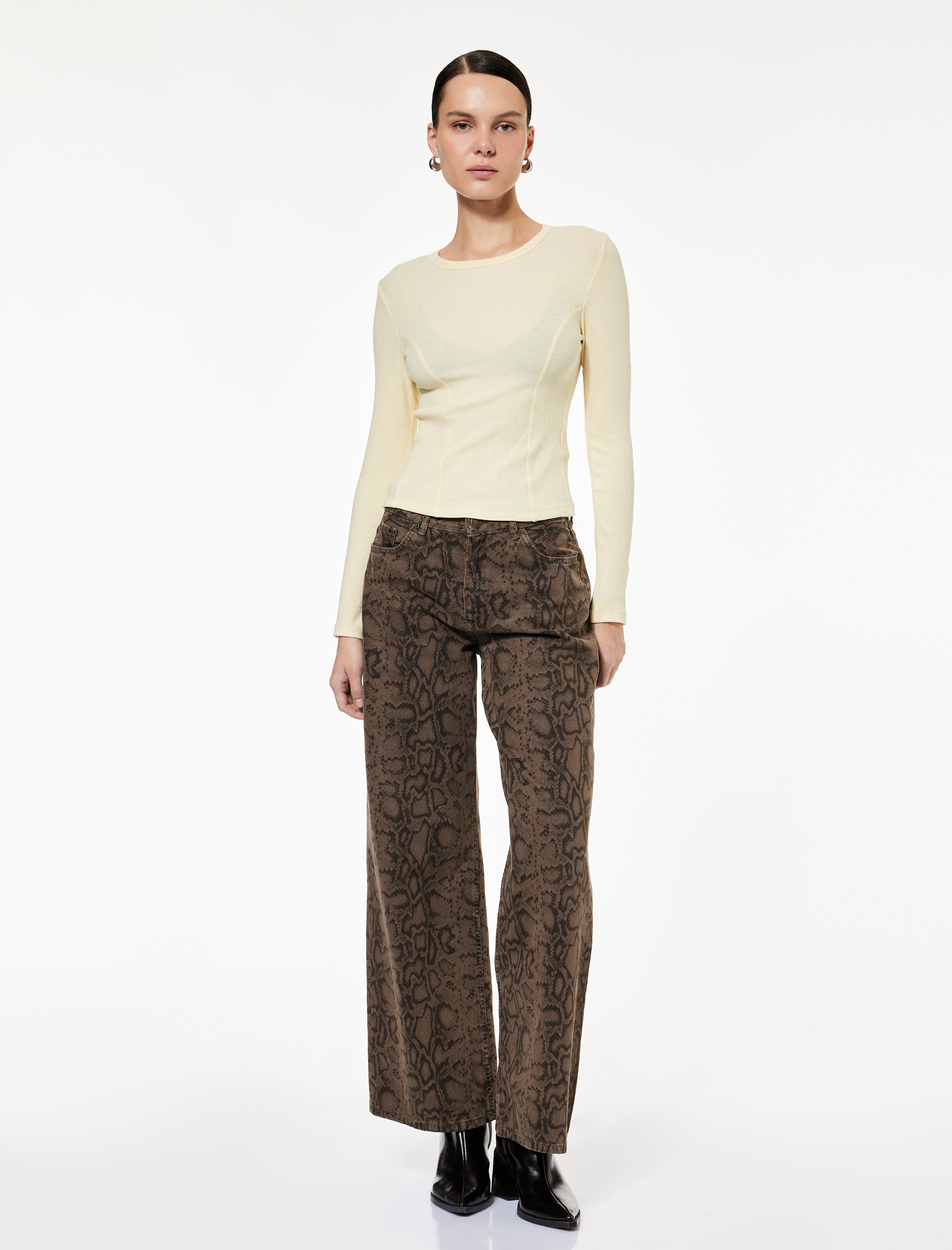   Koton X Sibil Çetinkaya - Slim Fit Yarı Transparan Uzun Kollu Bisiklet Yaka Bluz