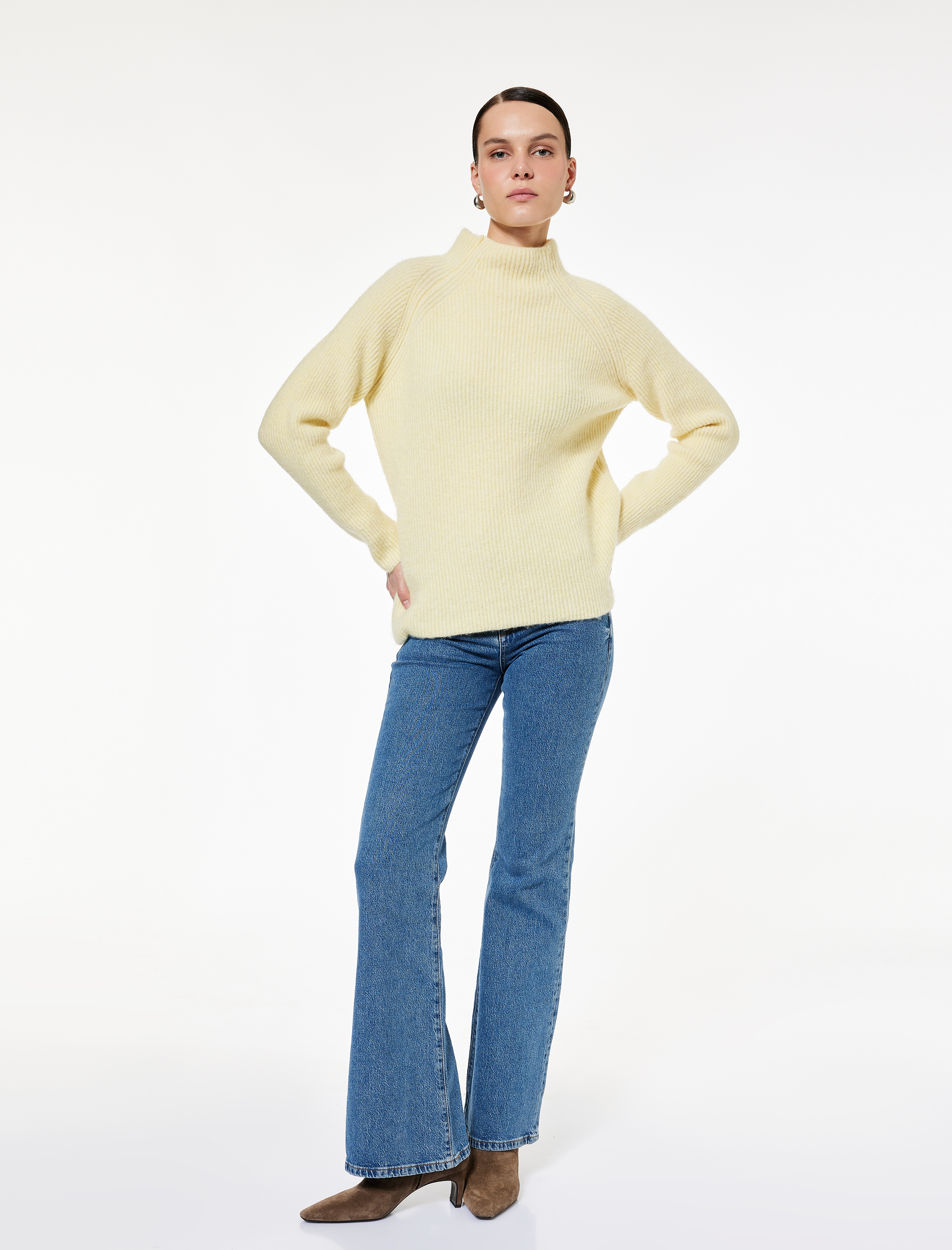   Koton X Sibil Çetinkaya - Uzun Kollu Dik Yaka Triko Peluş Kazak