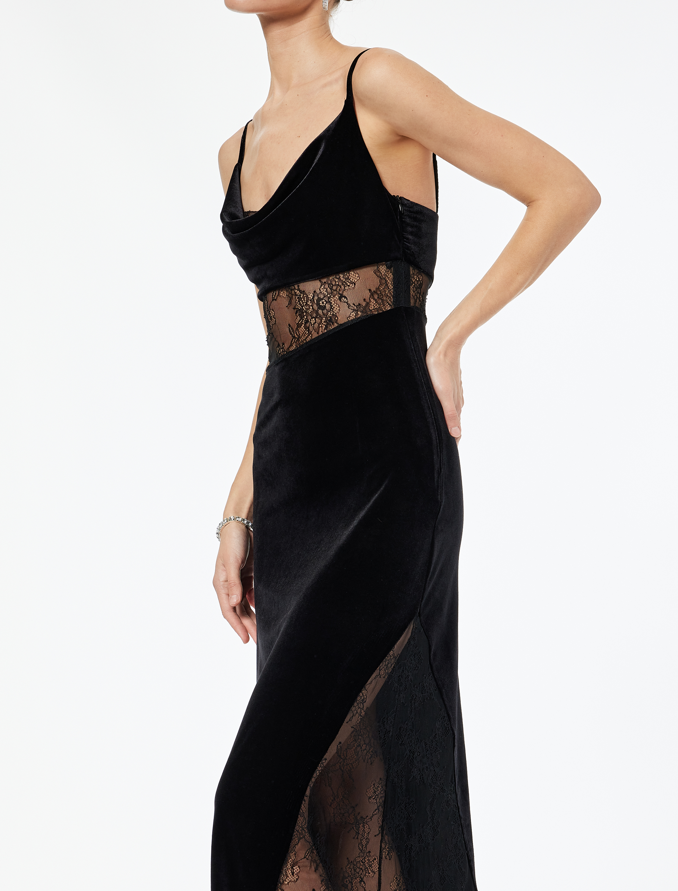   Dantel Detaylı Degaje Yaka Bodycon Kolsuz Uzun Abiye Elbise