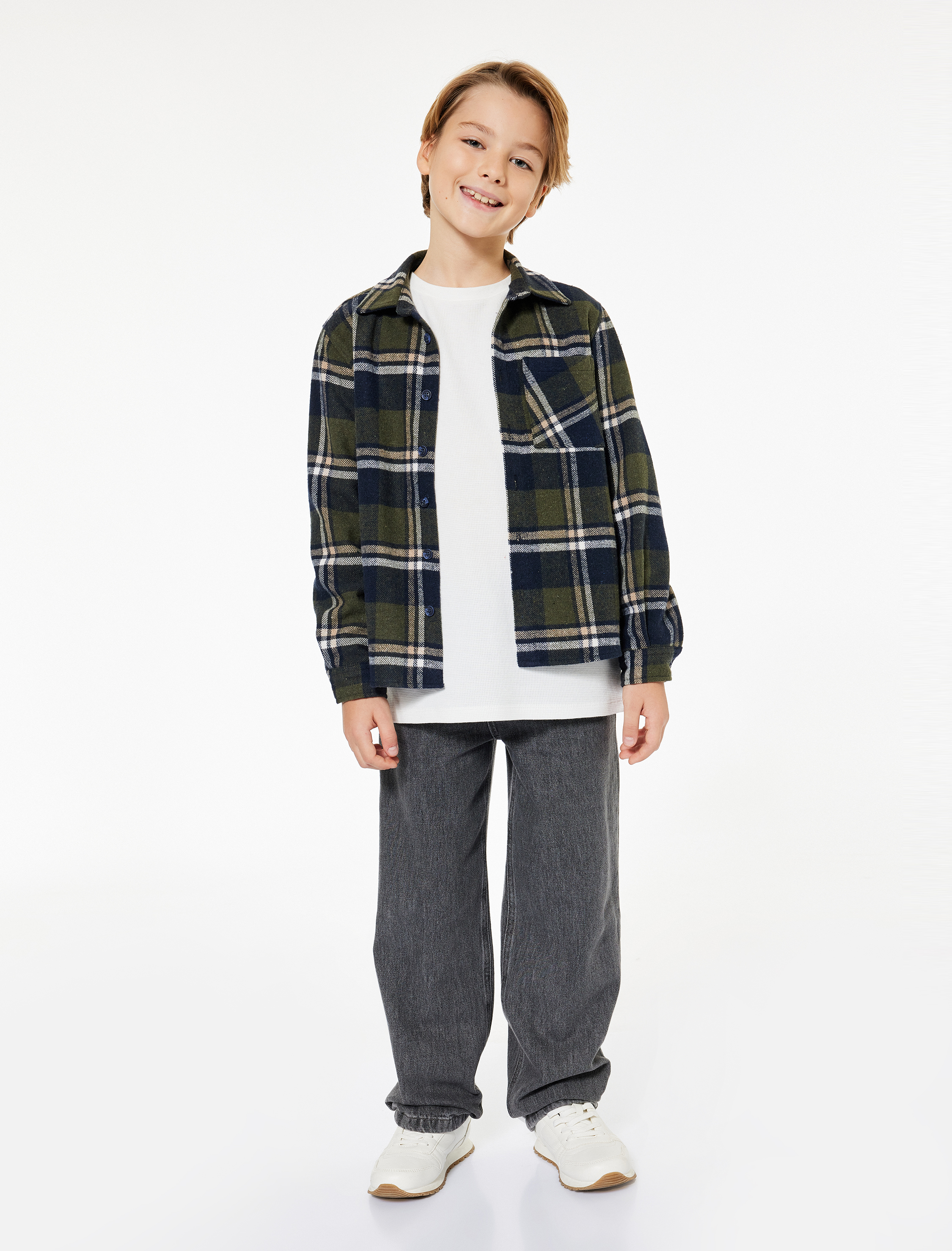  Erkek Çocuk Pamuklu Rahat Kesim Denim Pantolon