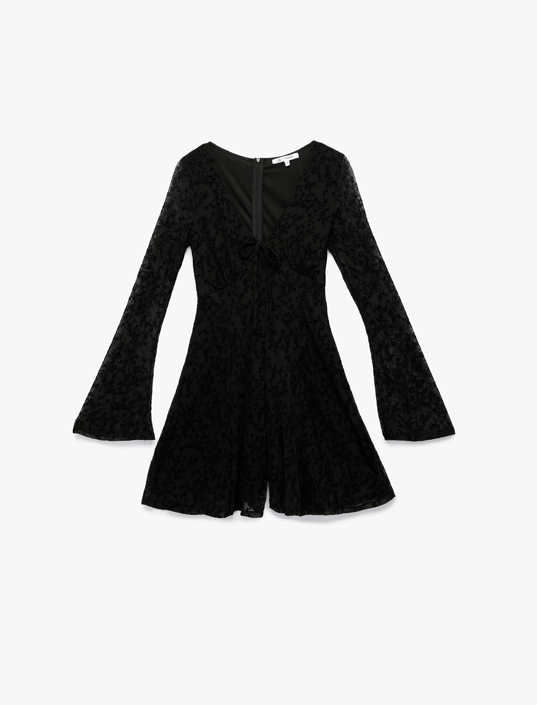   Uzun Kollu V Yaka Bağlama Detaylı Tulum