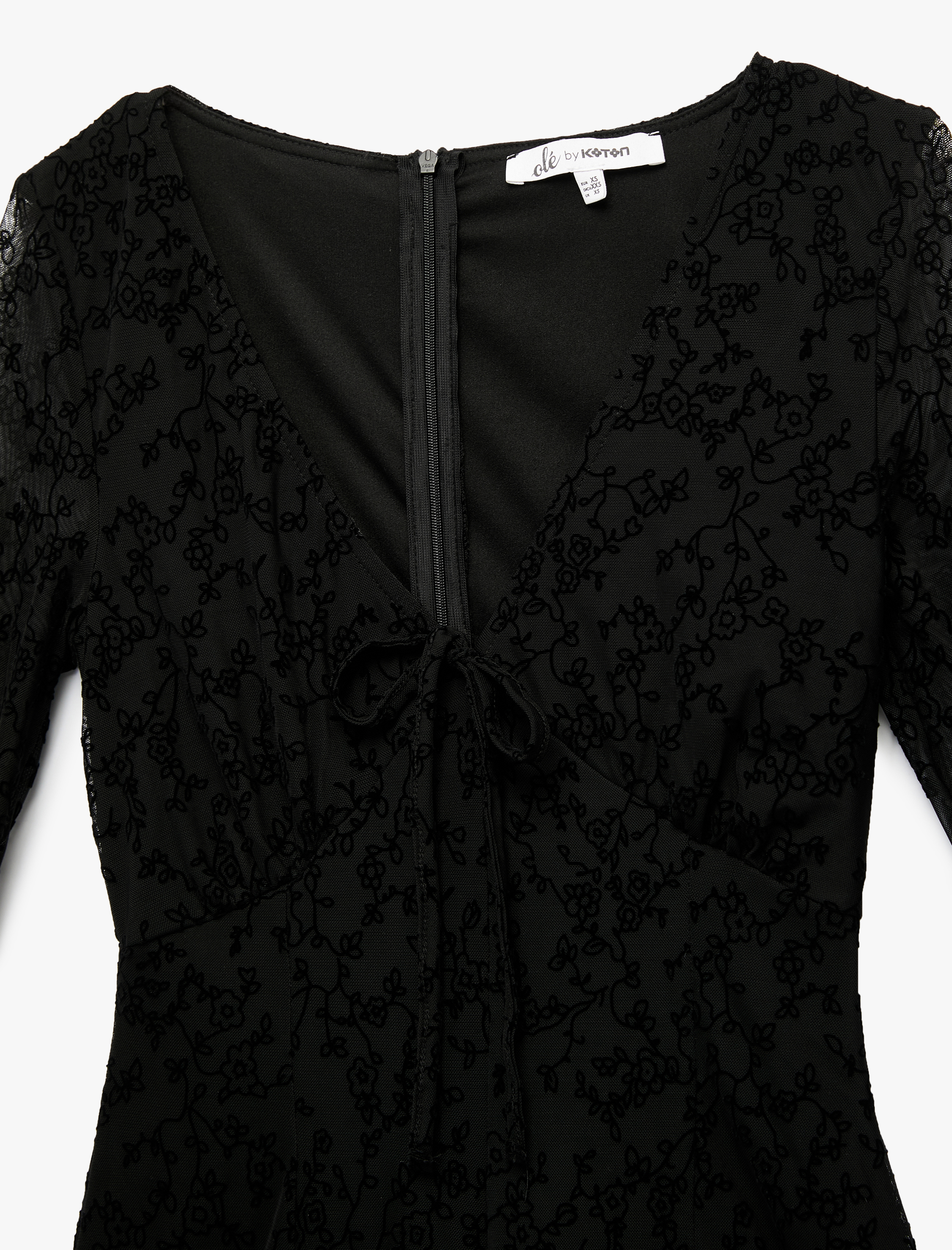   Uzun Kollu V Yaka Bağlama Detaylı Tulum