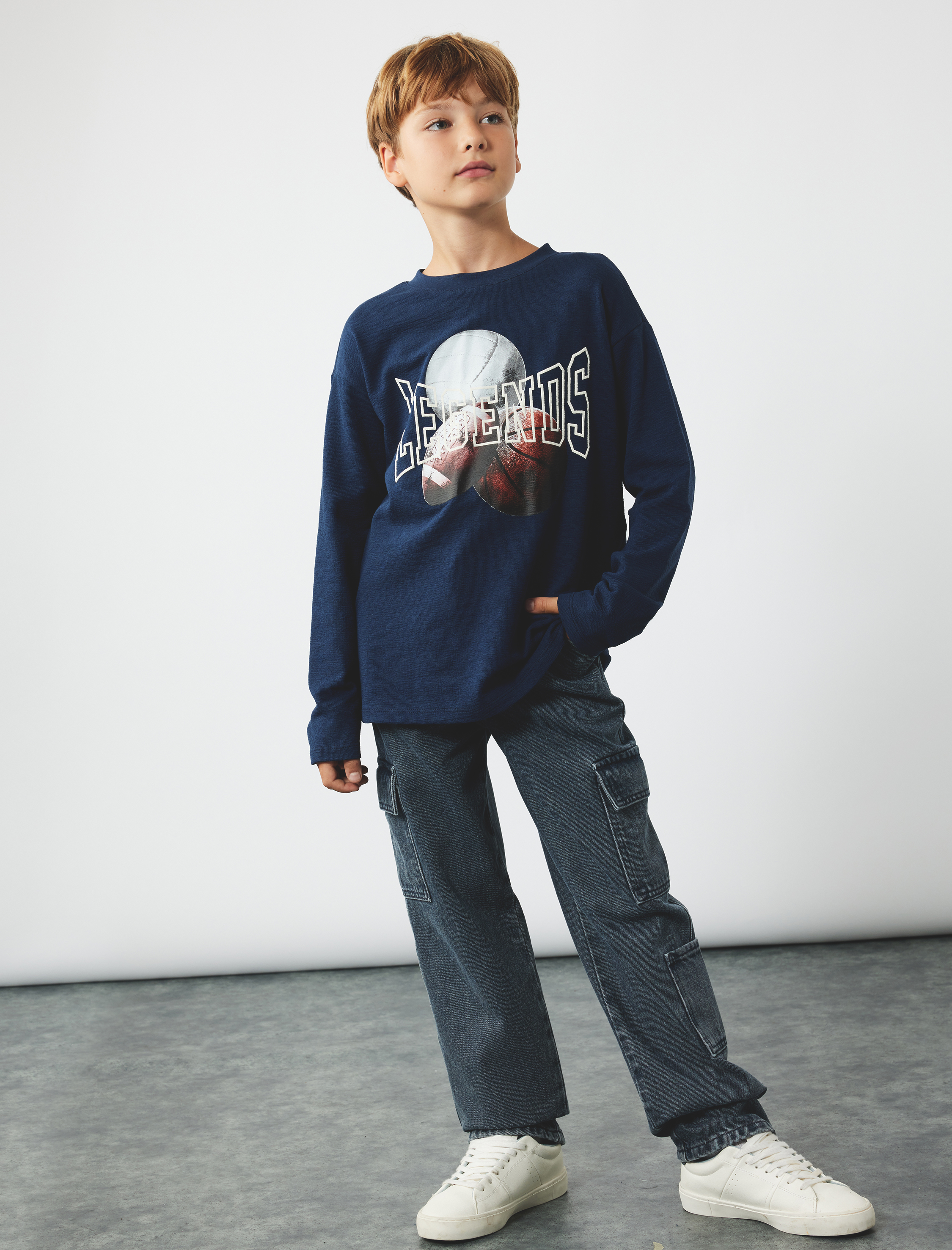  Erkek Çocuk Pamuklu Cep Detaylı Loose Fit Kargo Cepli Denim Pantolon