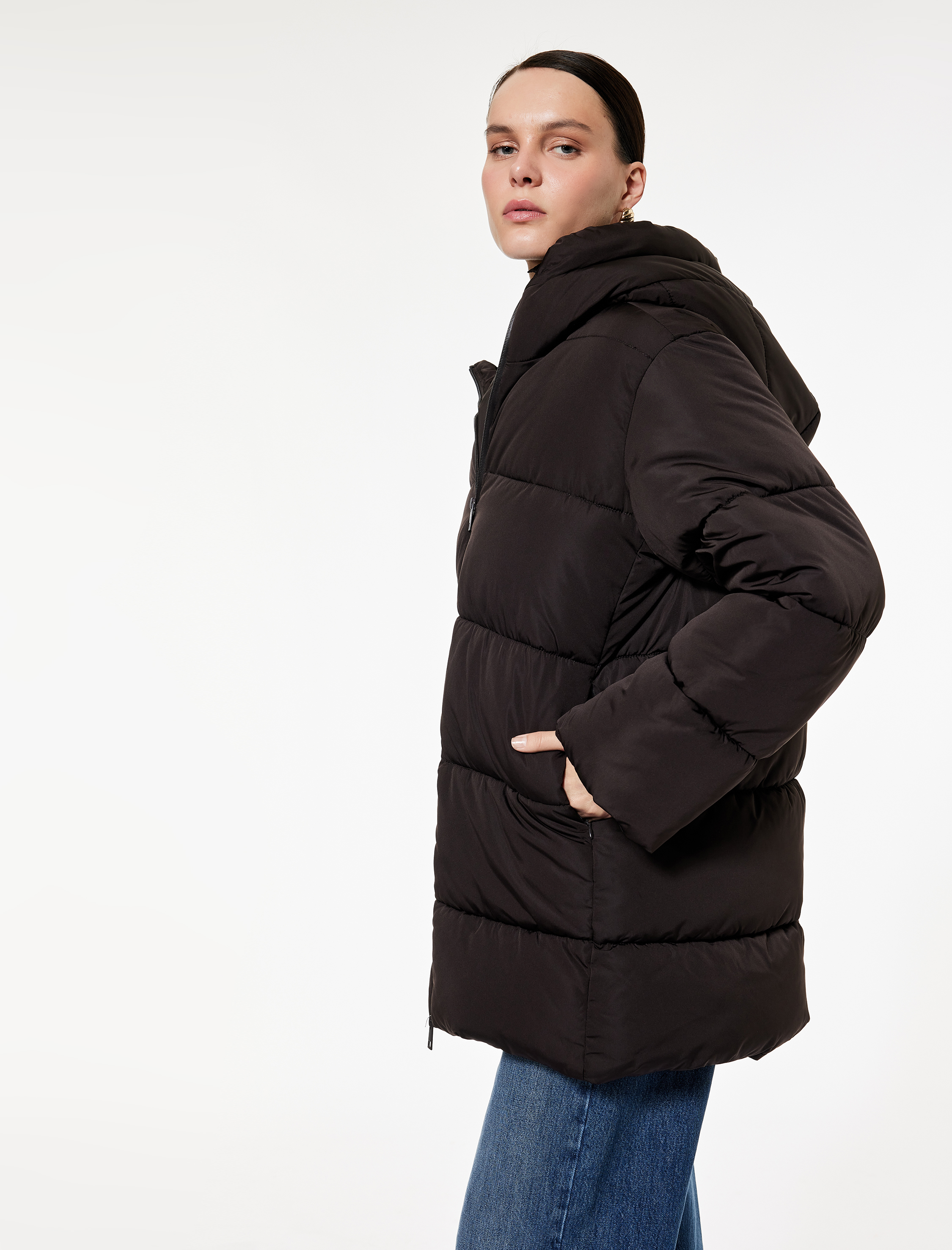   Fermuarlı Uzun Kollu Su İtici Kapüşonlu Oversize Şişme Mont