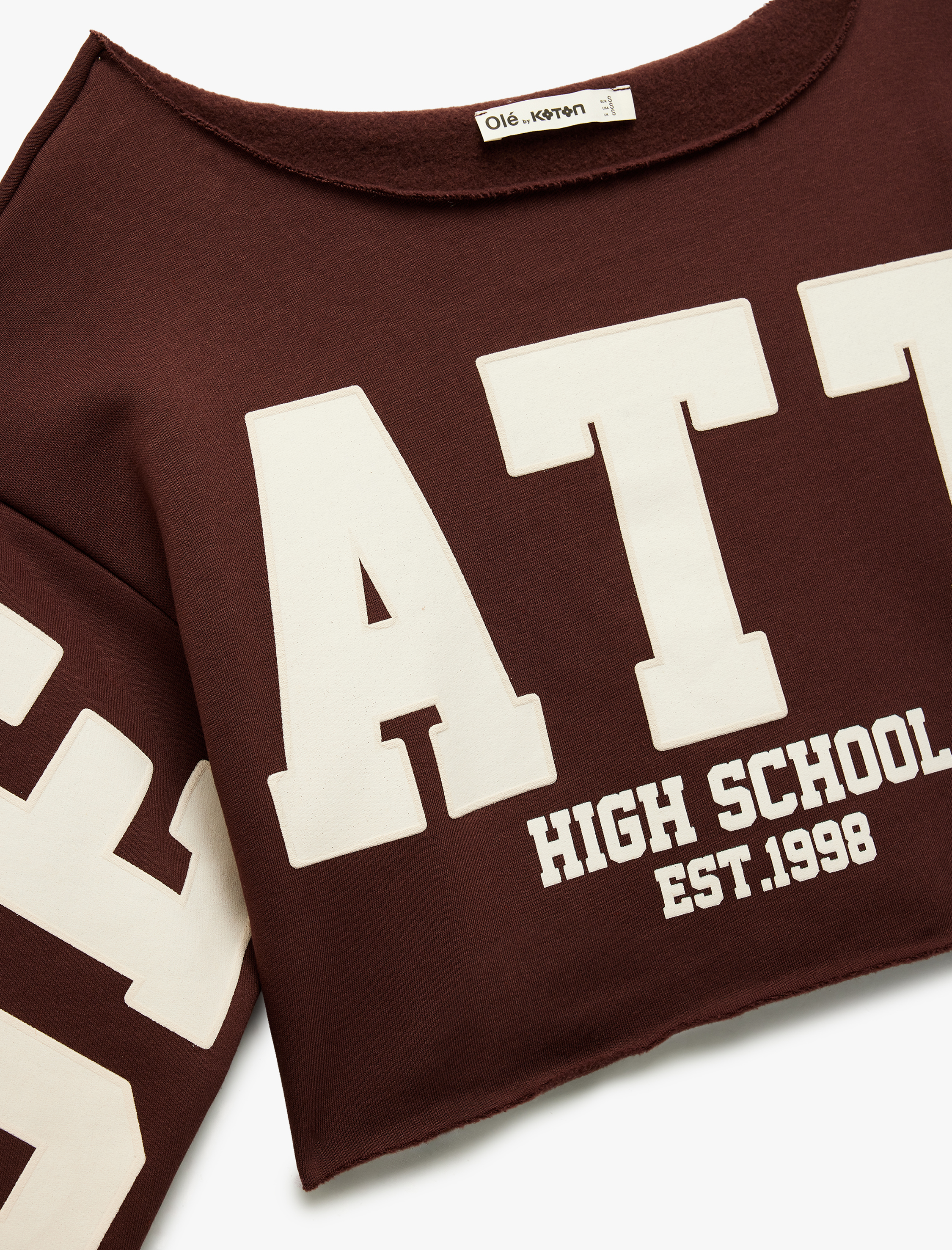   Şardonlu Uzun Kollu Baskılı Kayık Yaka Oversize Crop Sweatshirt