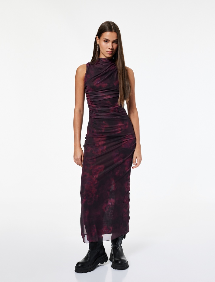  Slim Fit Kolsuz Bisiklet Yaka Çiçekli Uzun Tül Elbise