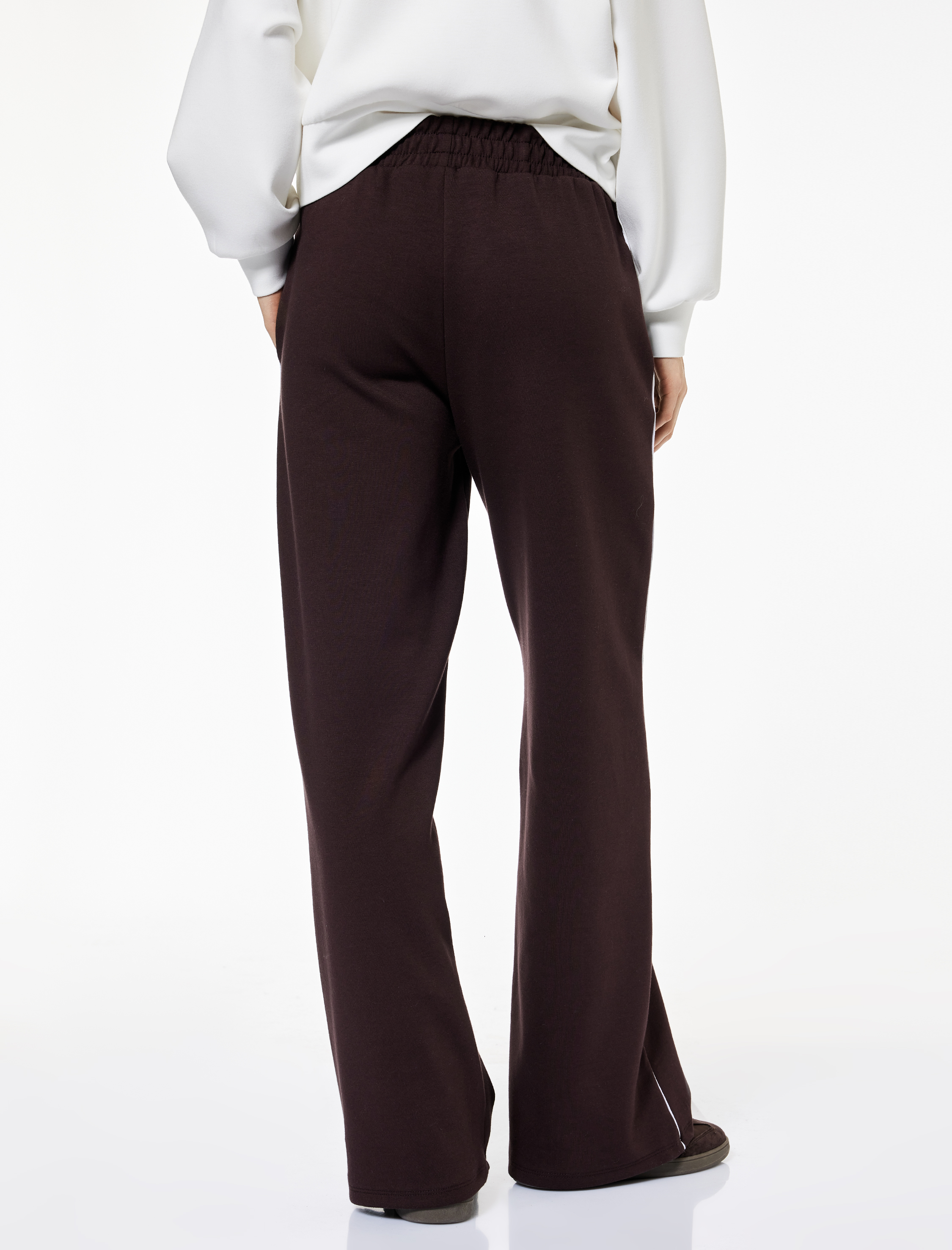 Pamuklu Şardonlu Biyeli Baskılı Beli Lastikli Geniş Paça Eşofman Altı