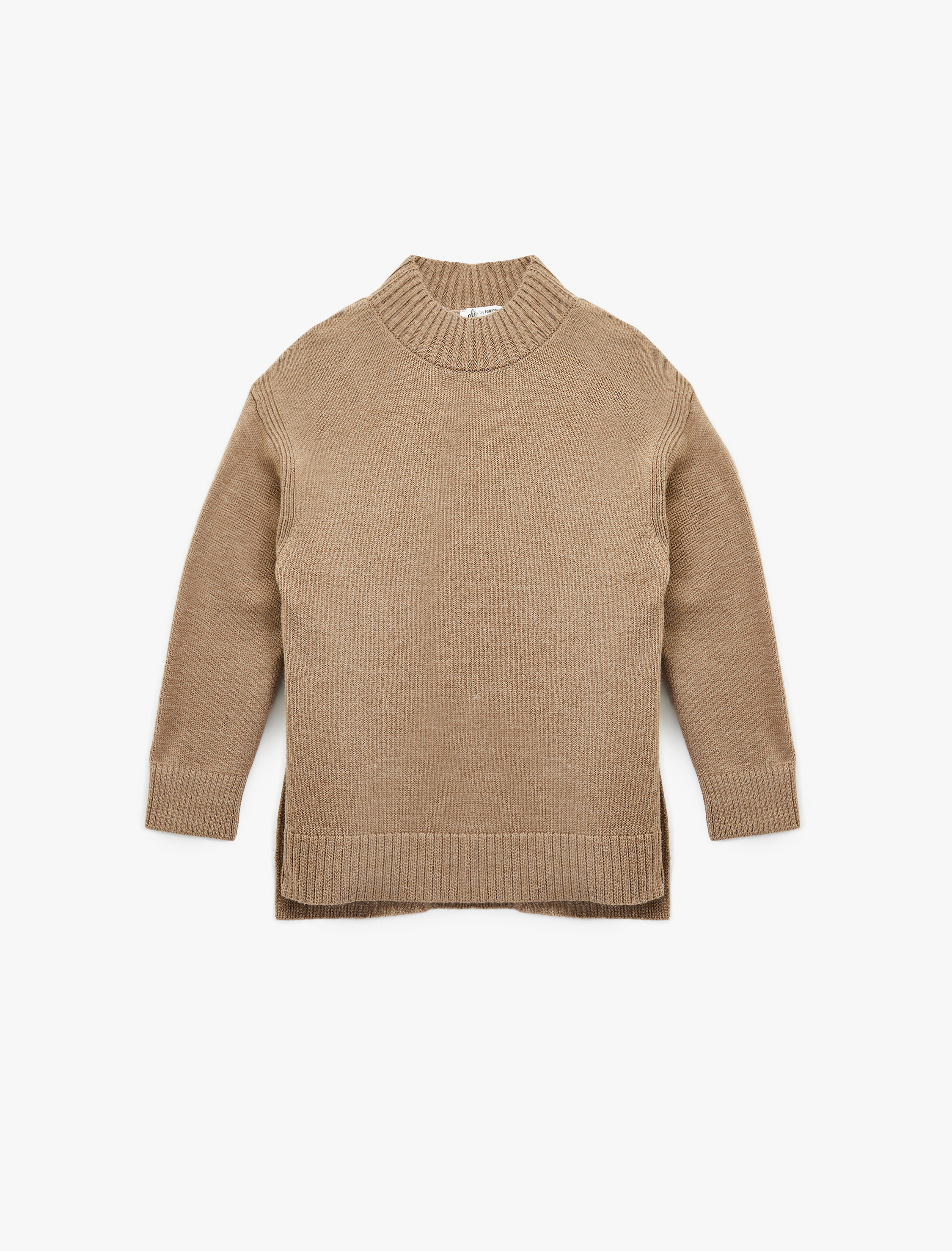 Uzun Kollu Dik Yaka Yırtmaç Detaylı Oversize Triko Tunik