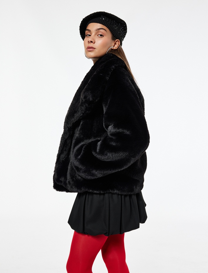  Devrik Yaka Cep Detaylı Uzun Kollu Suni Kürk Ceket