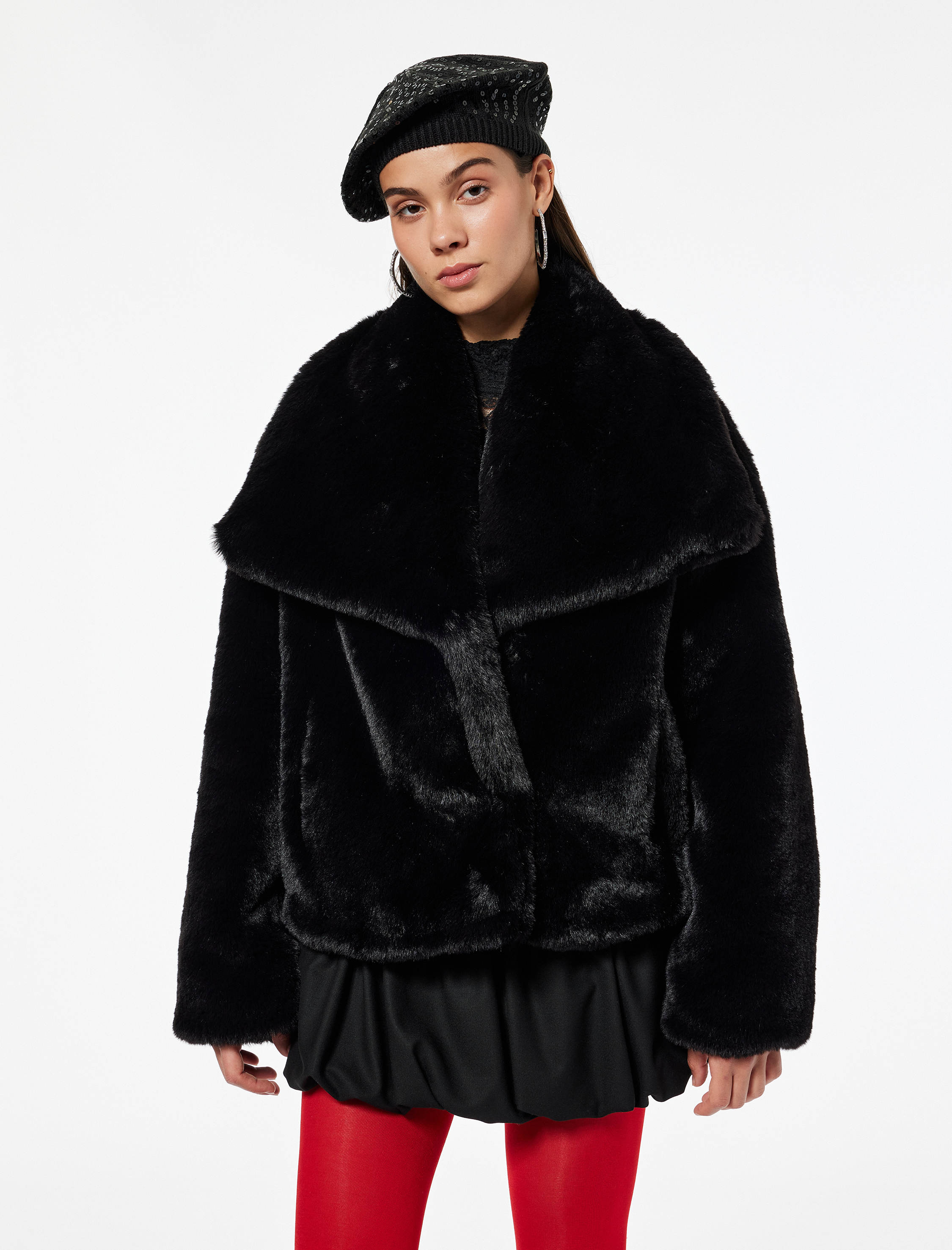   Devrik Yaka Cep Detaylı Uzun Kollu Suni Kürk Ceket