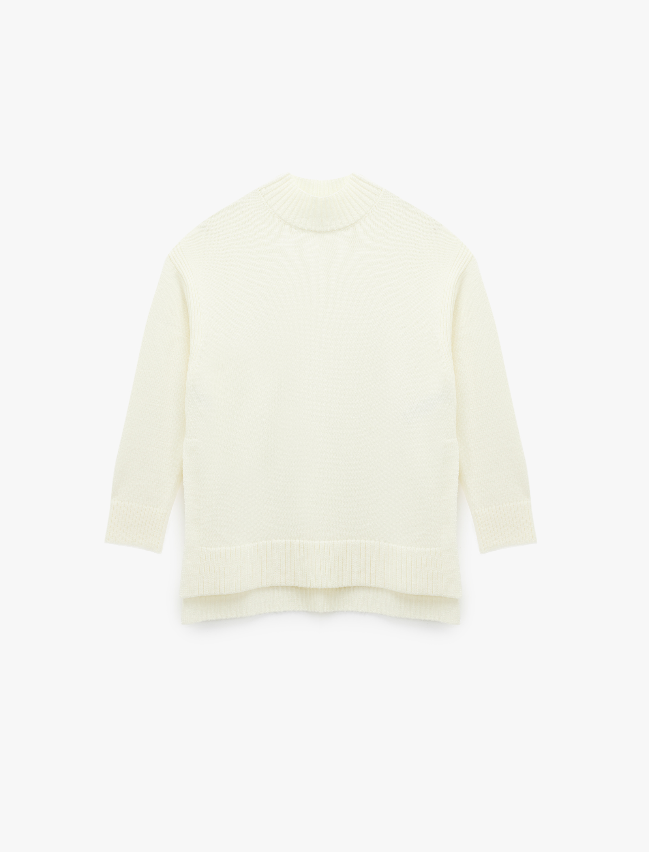 Uzun Kollu Dik Yaka Yırtmaç Detaylı Oversize Triko Tunik