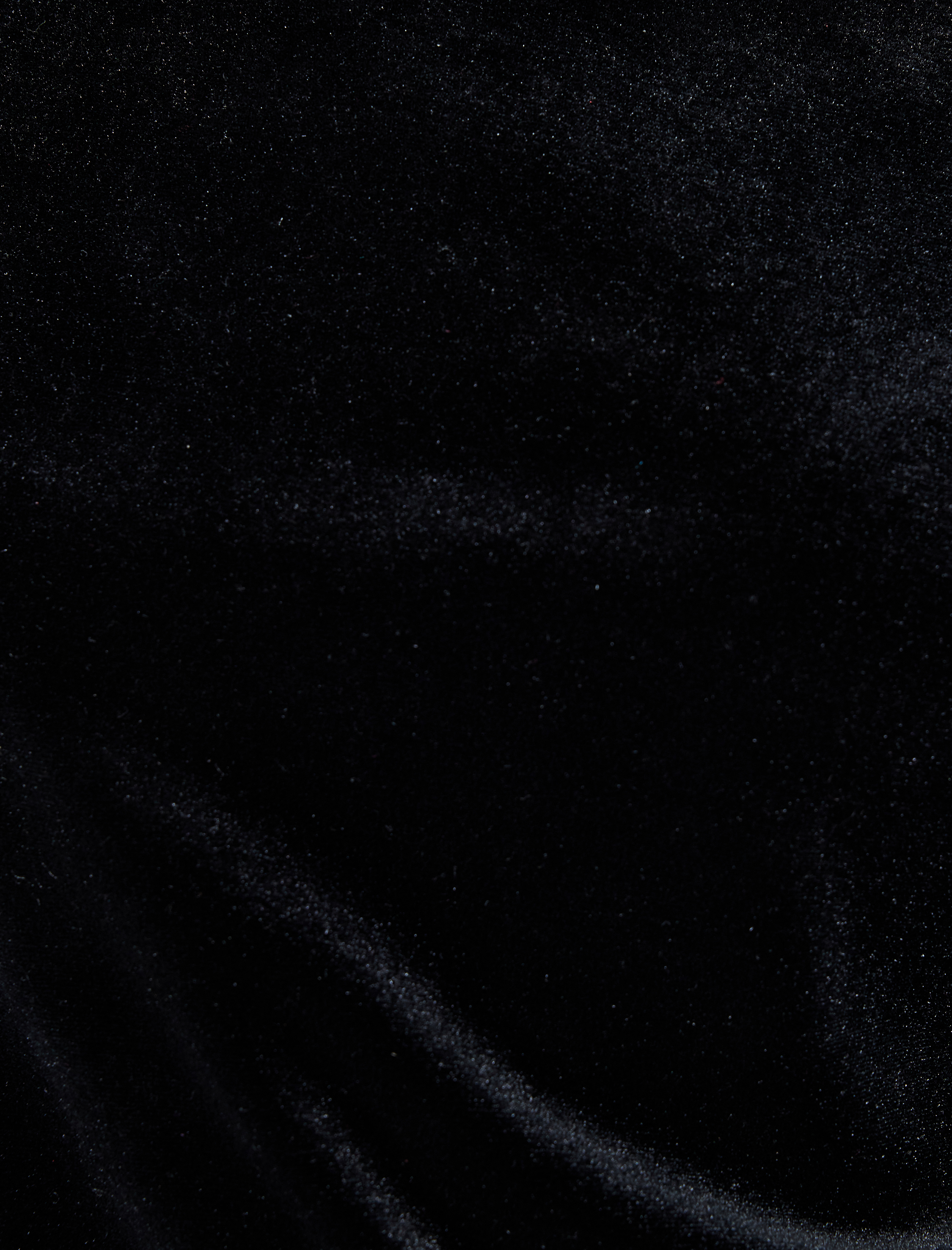   Asimetrik Yaka Kolsuz Kadife Bluz