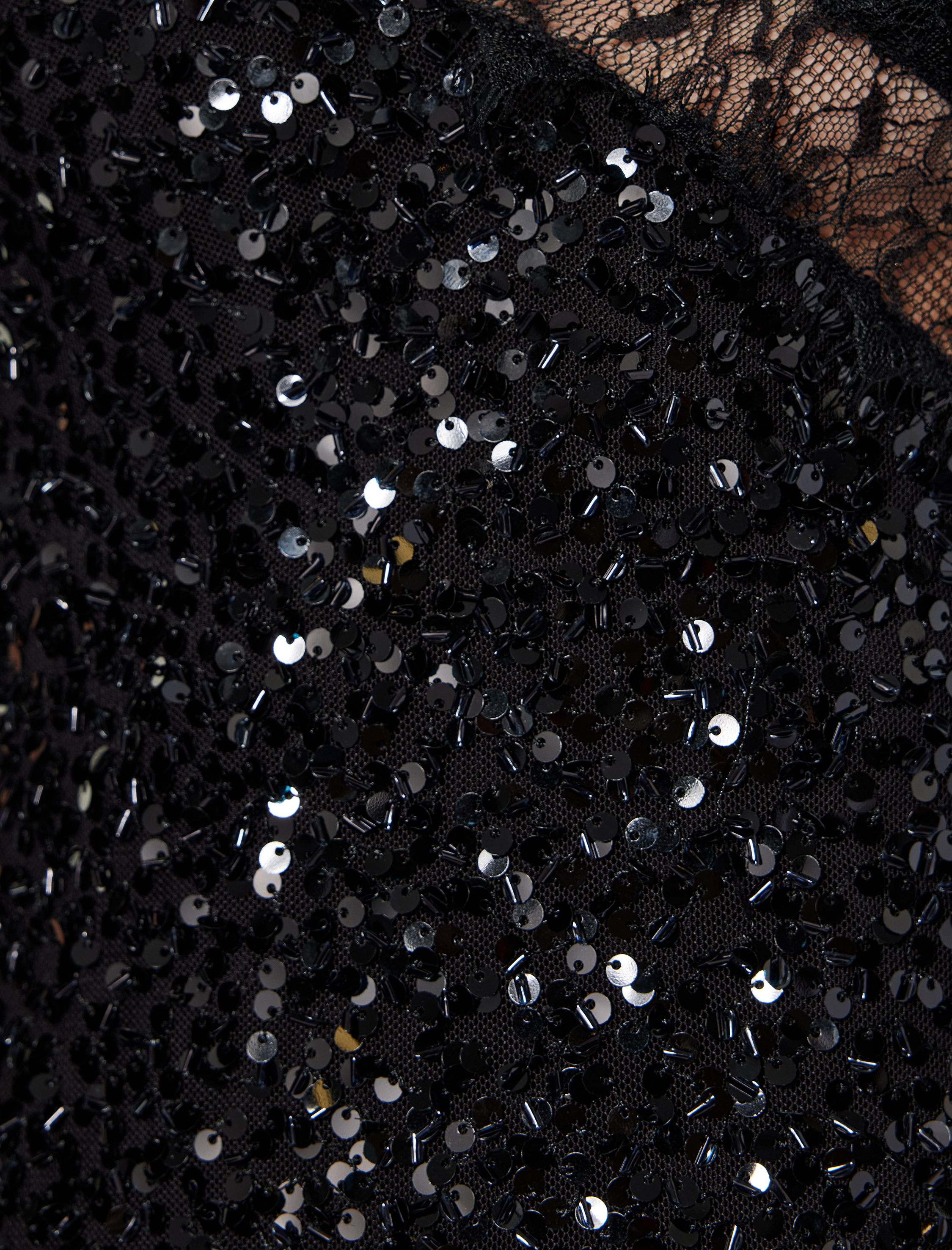   Dantel Detaylı Askılı V Yaka Payetli Asimetrik Mini Abiye Elbise