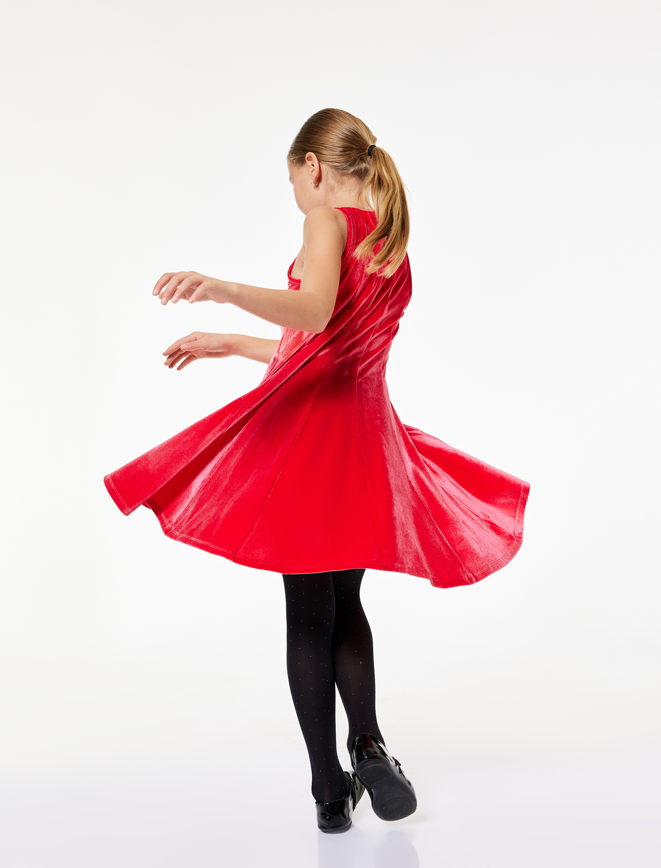  Kız Çocuk Bisiklet Yaka Kolsuz Pileli Kadife Yılbaşı Elbisesi