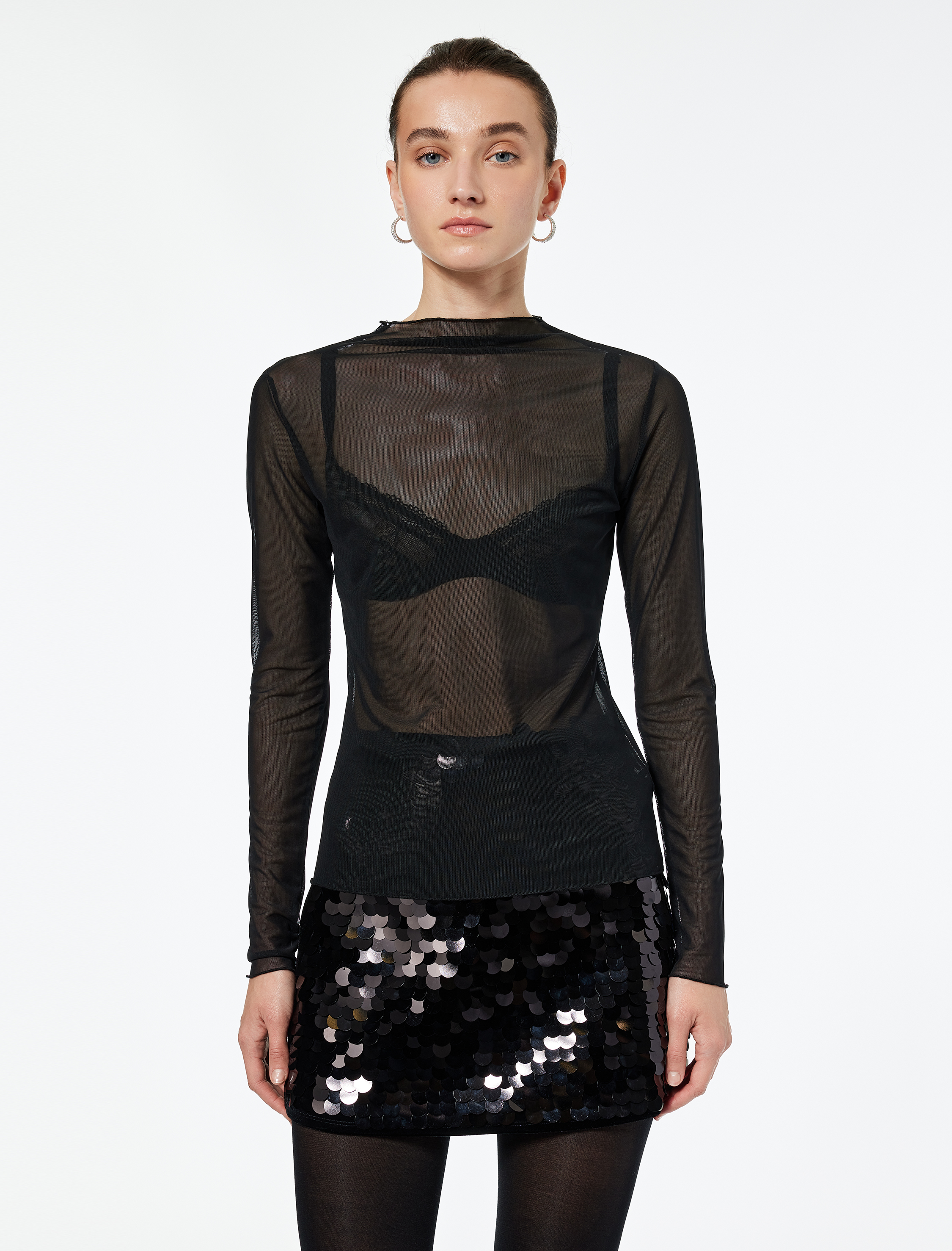   Kayık Yaka Uzun Kollu Transparan Tişört