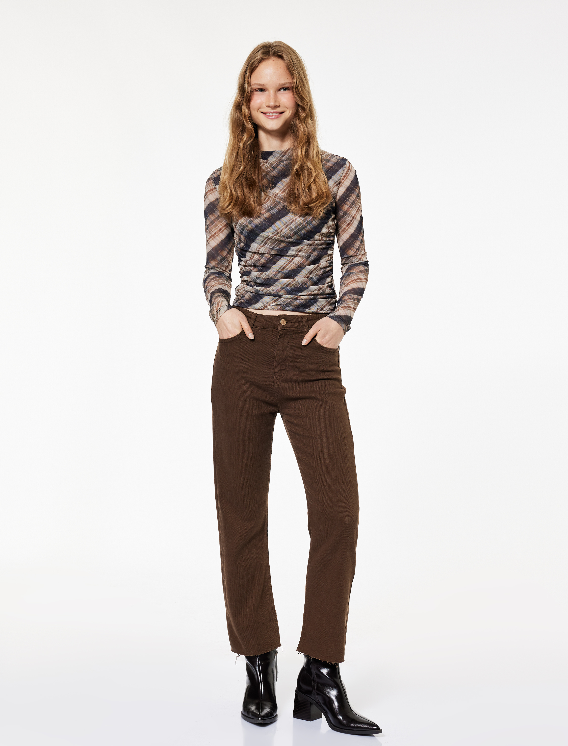 Pamuklu Düğmeli Cepli Dar Kesim Kısa İspanyol Paça Jean Pantolon -  Kick Flare Jeans