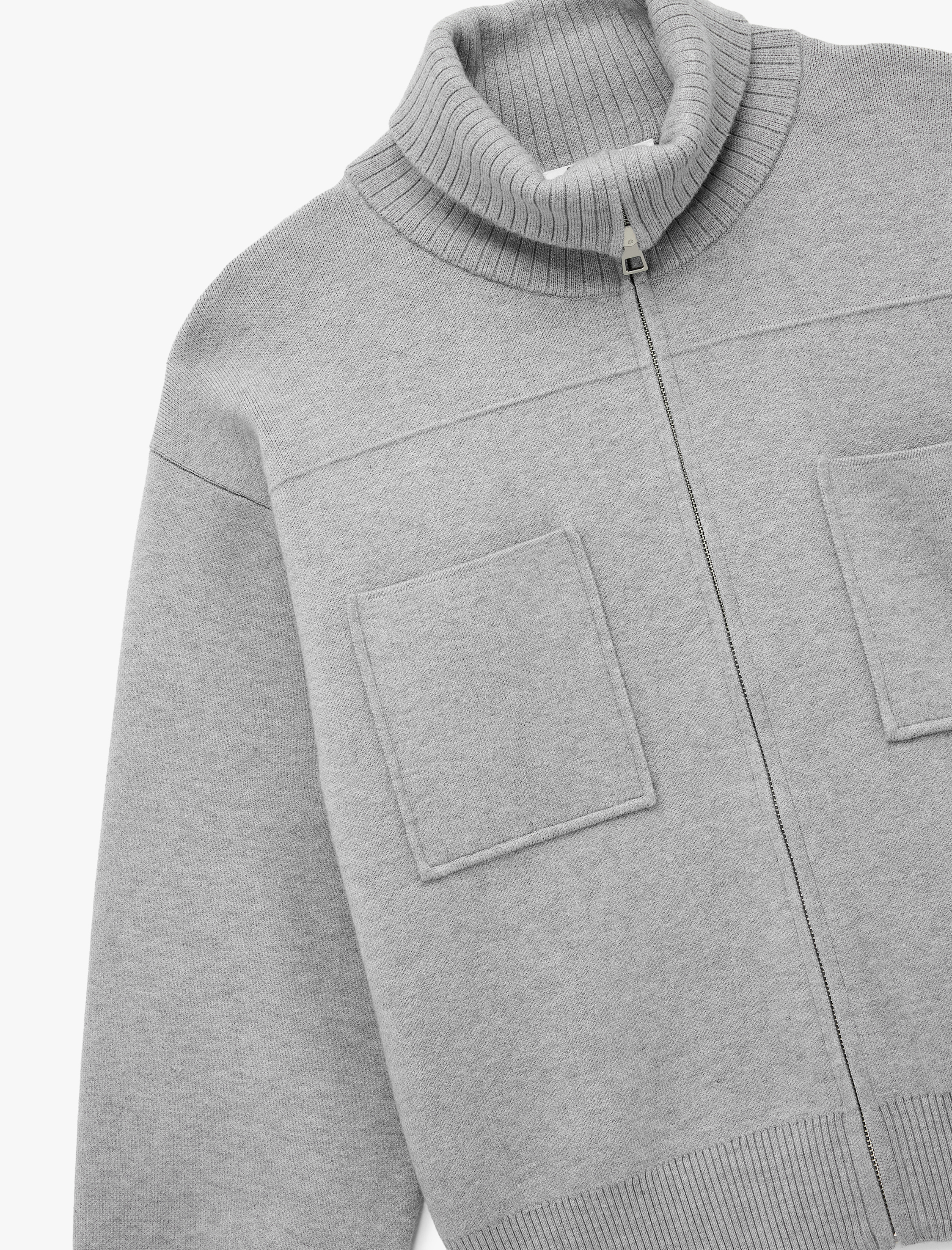   Rahat Kalıp Uzun Kollu Cep Detaylı Viskon Karışımlı Fermuarlı Hırka