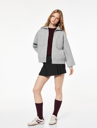 Rahat Kalıp Uzun Kollu Cep Detaylı Viskon Karışımlı Fermuarlı Hırka