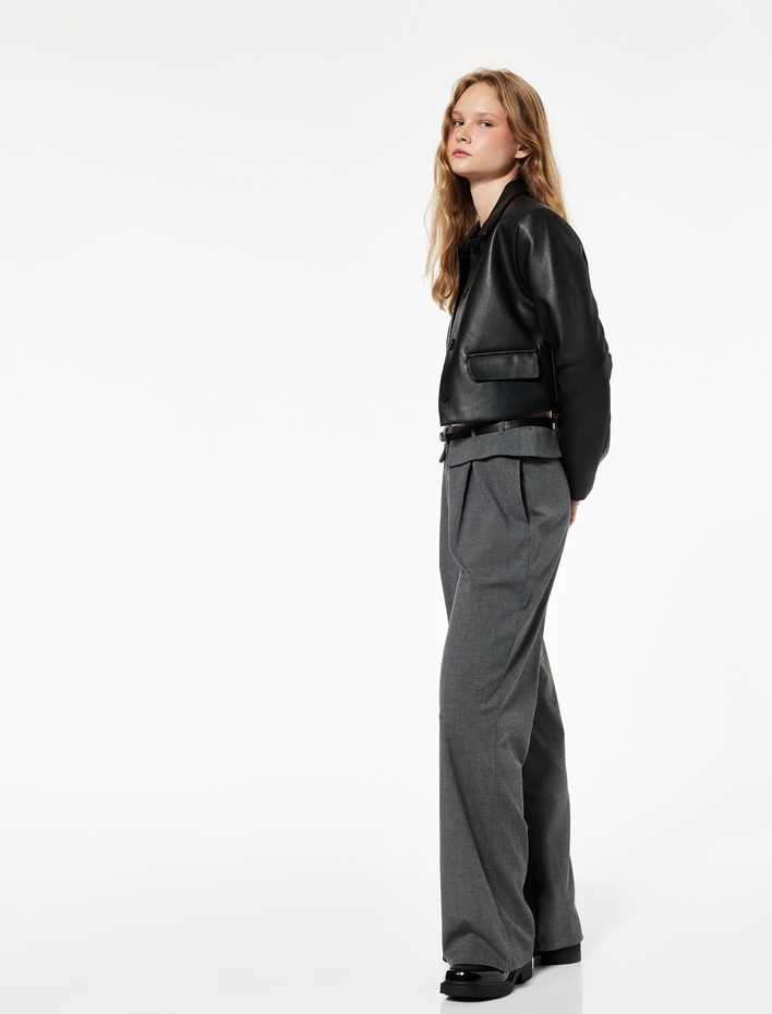  Viskon Karışımlı Kemer Detaylı Geniş Paça Kumaş Pantolon